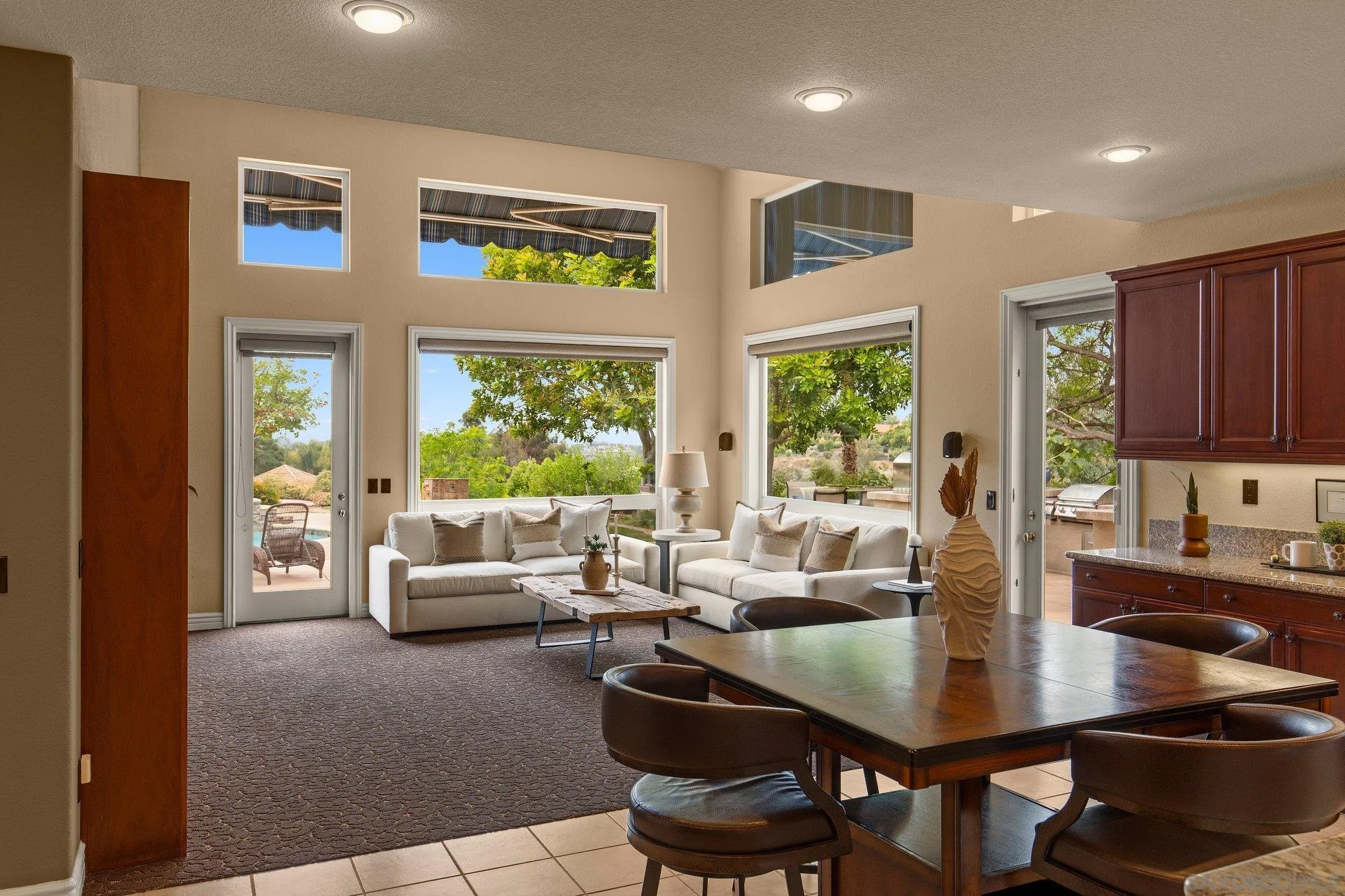 521 Latigo Row