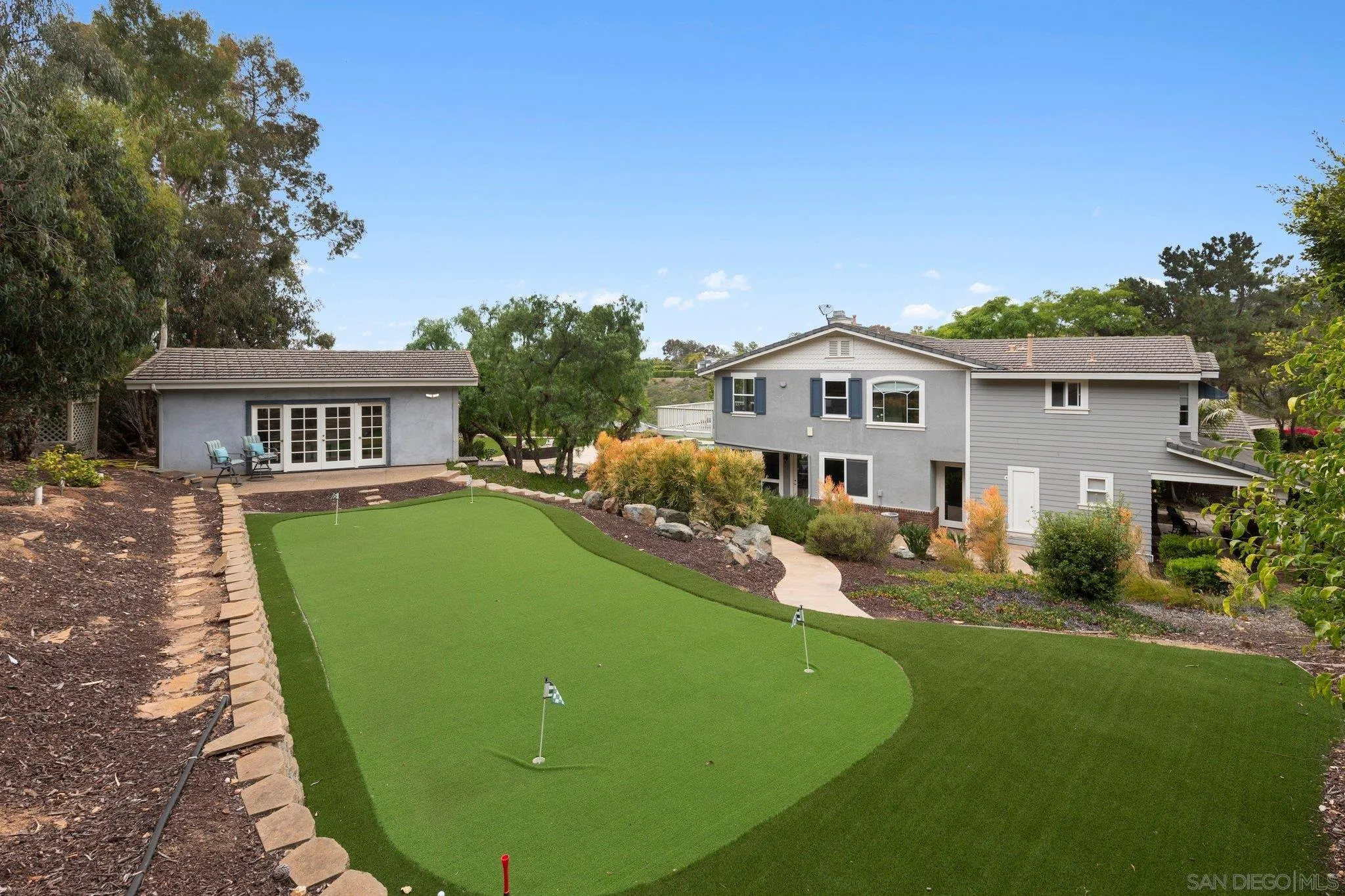 521 Latigo Row