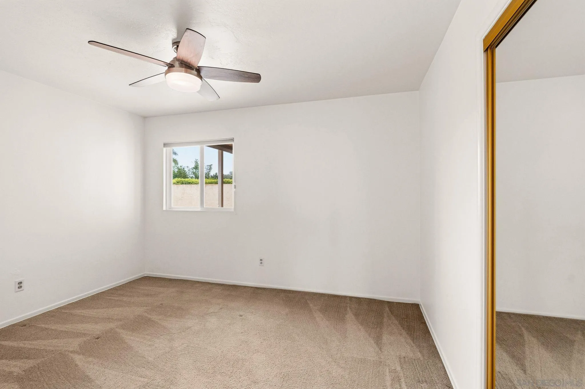 2604 Grandview Street