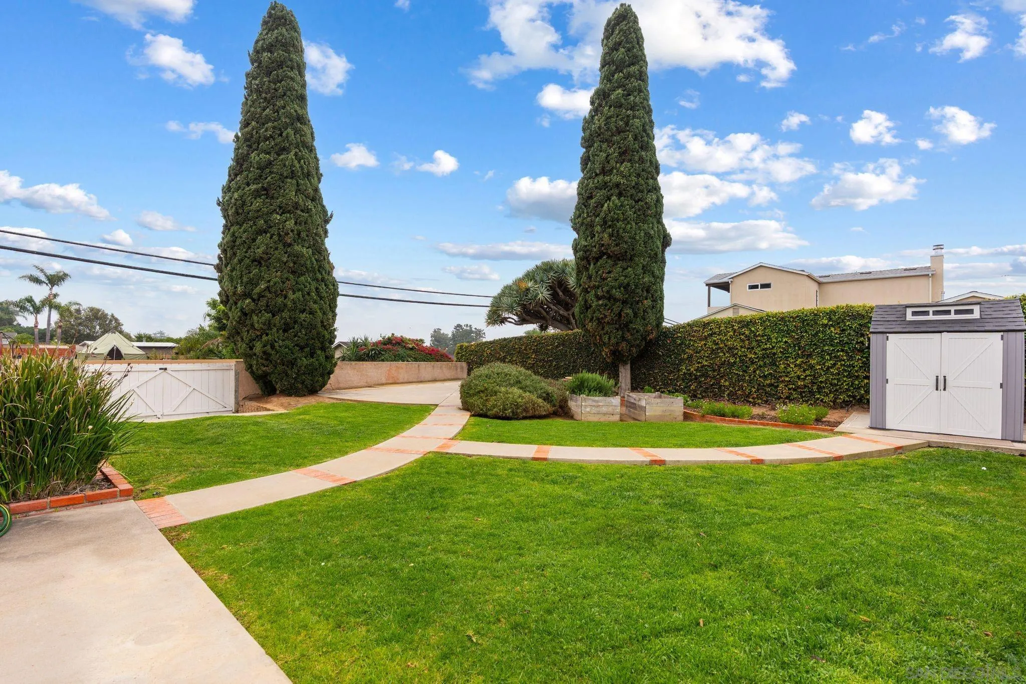 2604 Grandview Street