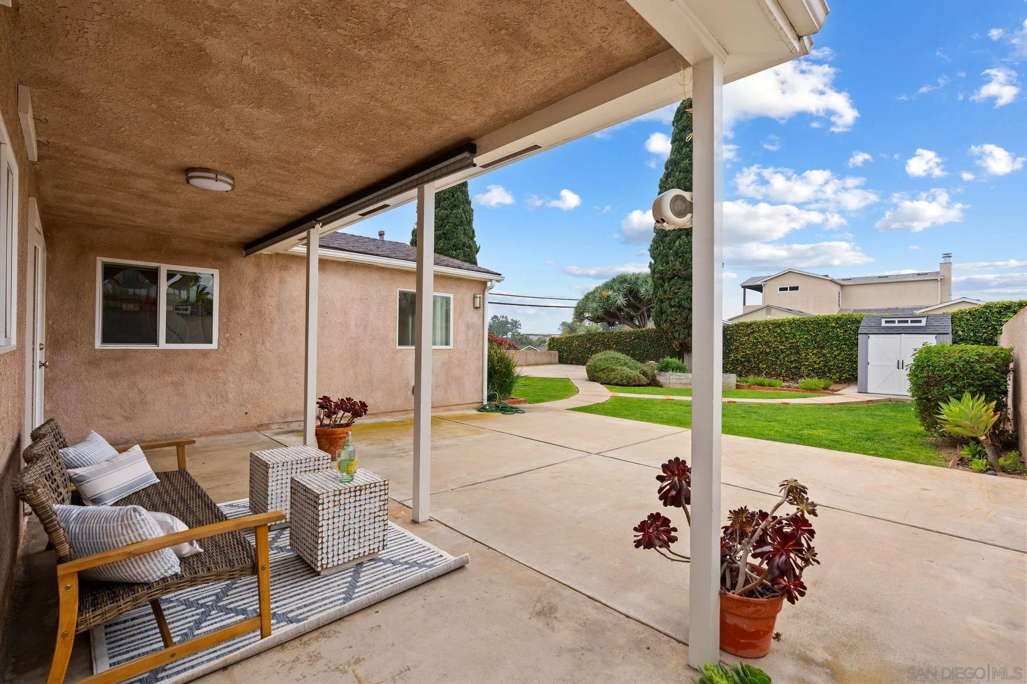 2604 Grandview Street