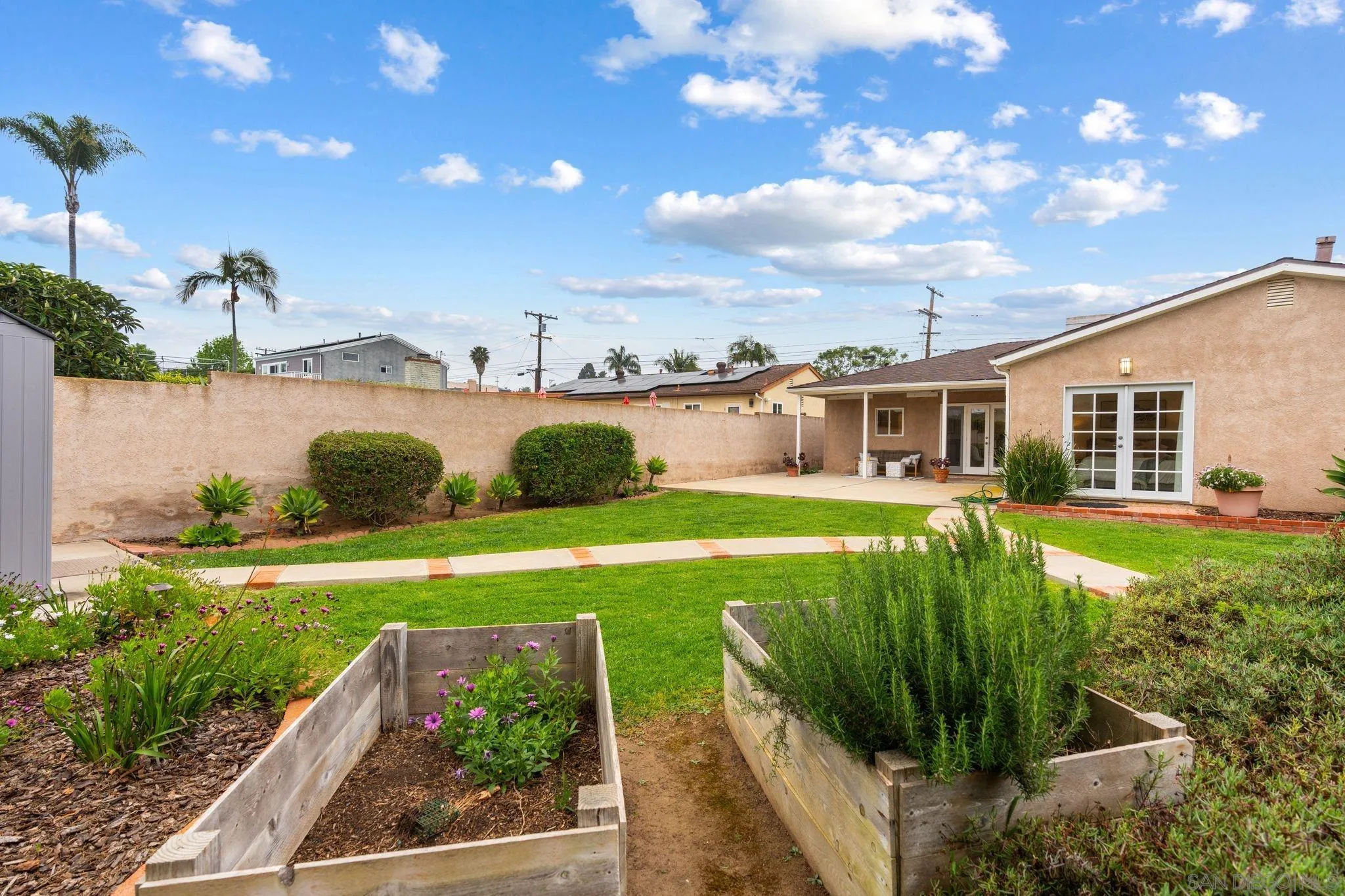 2604 Grandview Street