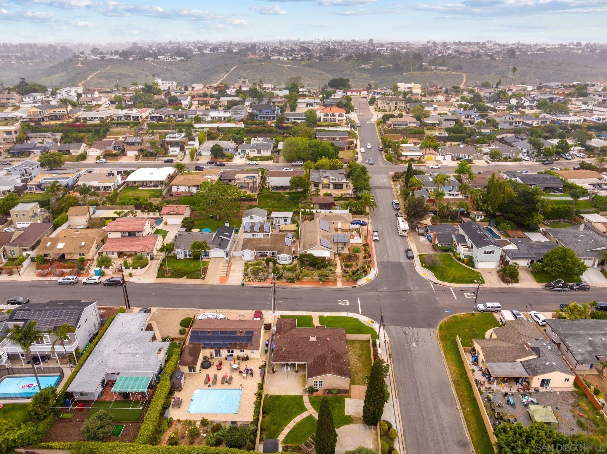 2604 Grandview Street