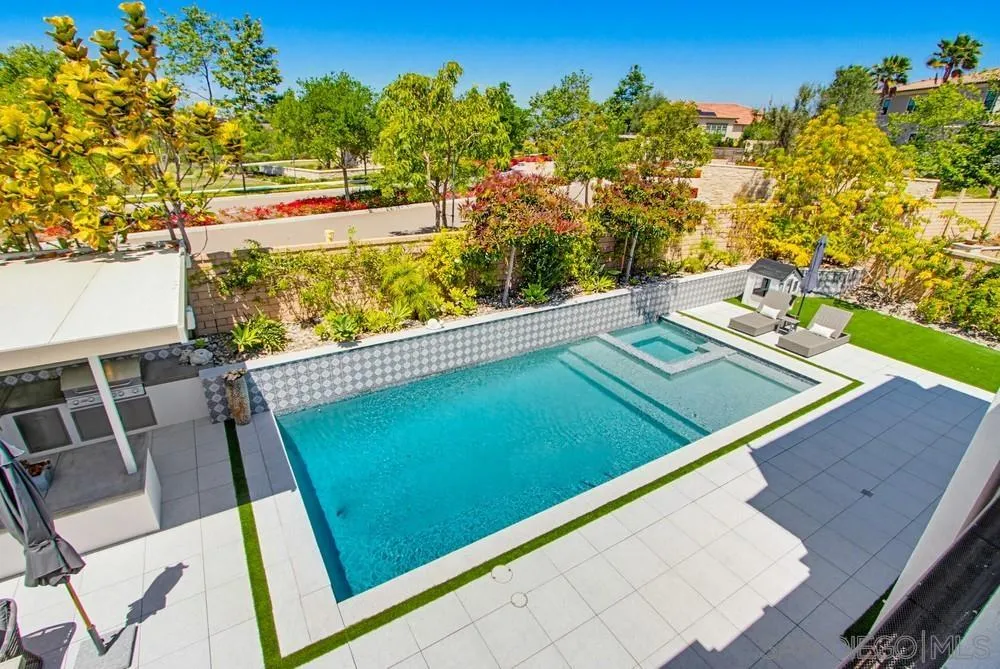 6136 Seafaring Way