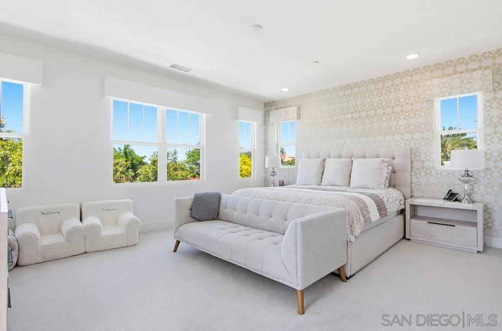 6136 Seafaring Way