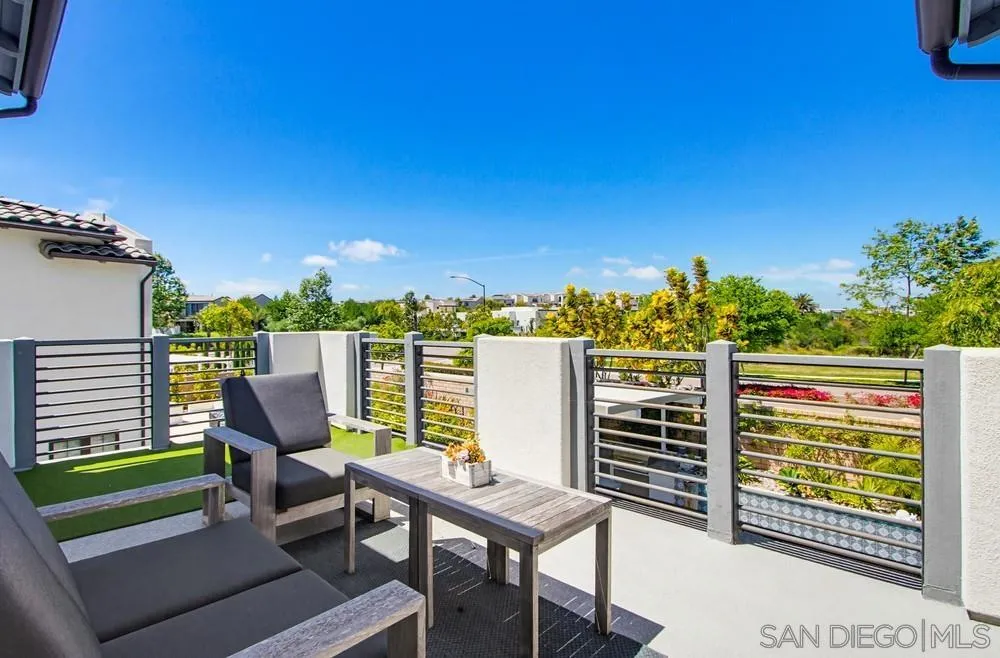 6136 Seafaring Way