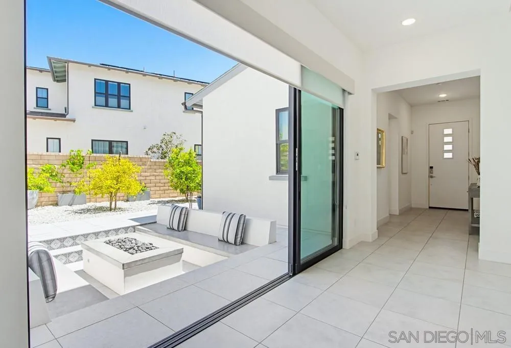 6136 Seafaring Way