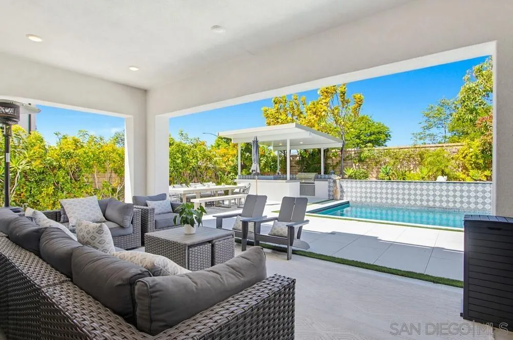 6136 Seafaring Way