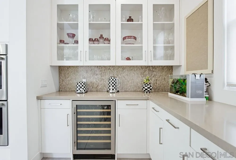 6136 Seafaring Way