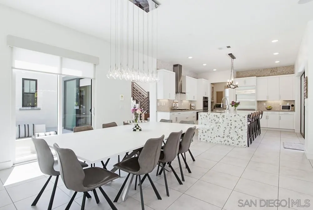 6136 Seafaring Way