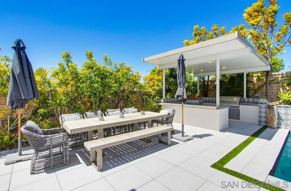 6136 Seafaring Way