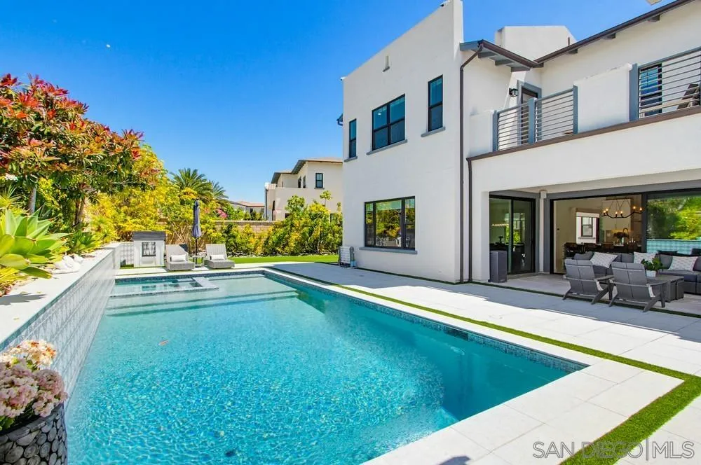 6136 Seafaring Way