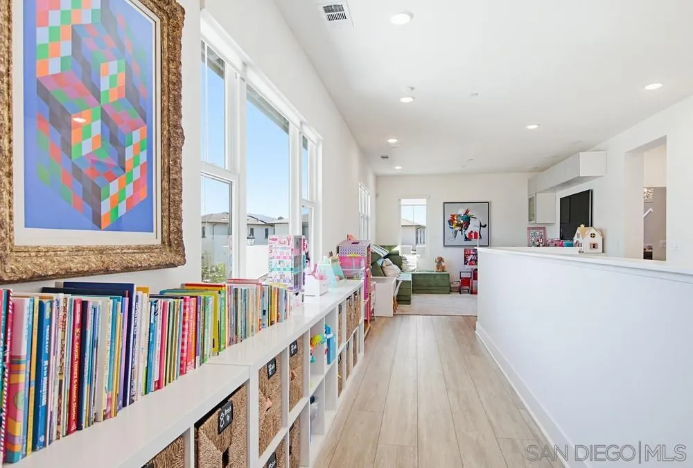 6136 Seafaring Way