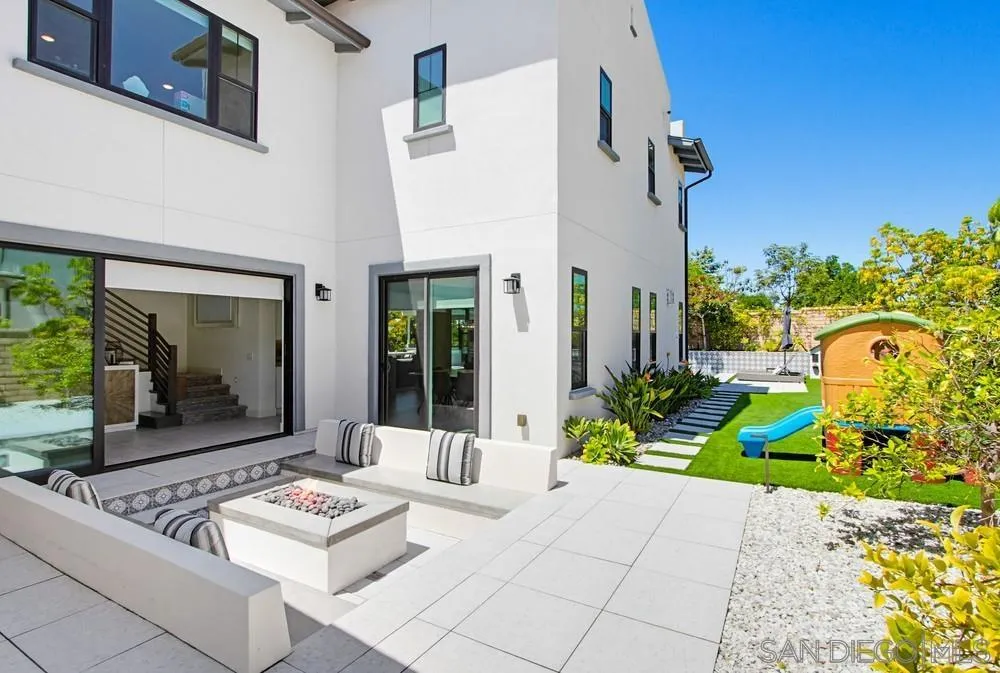 6136 Seafaring Way