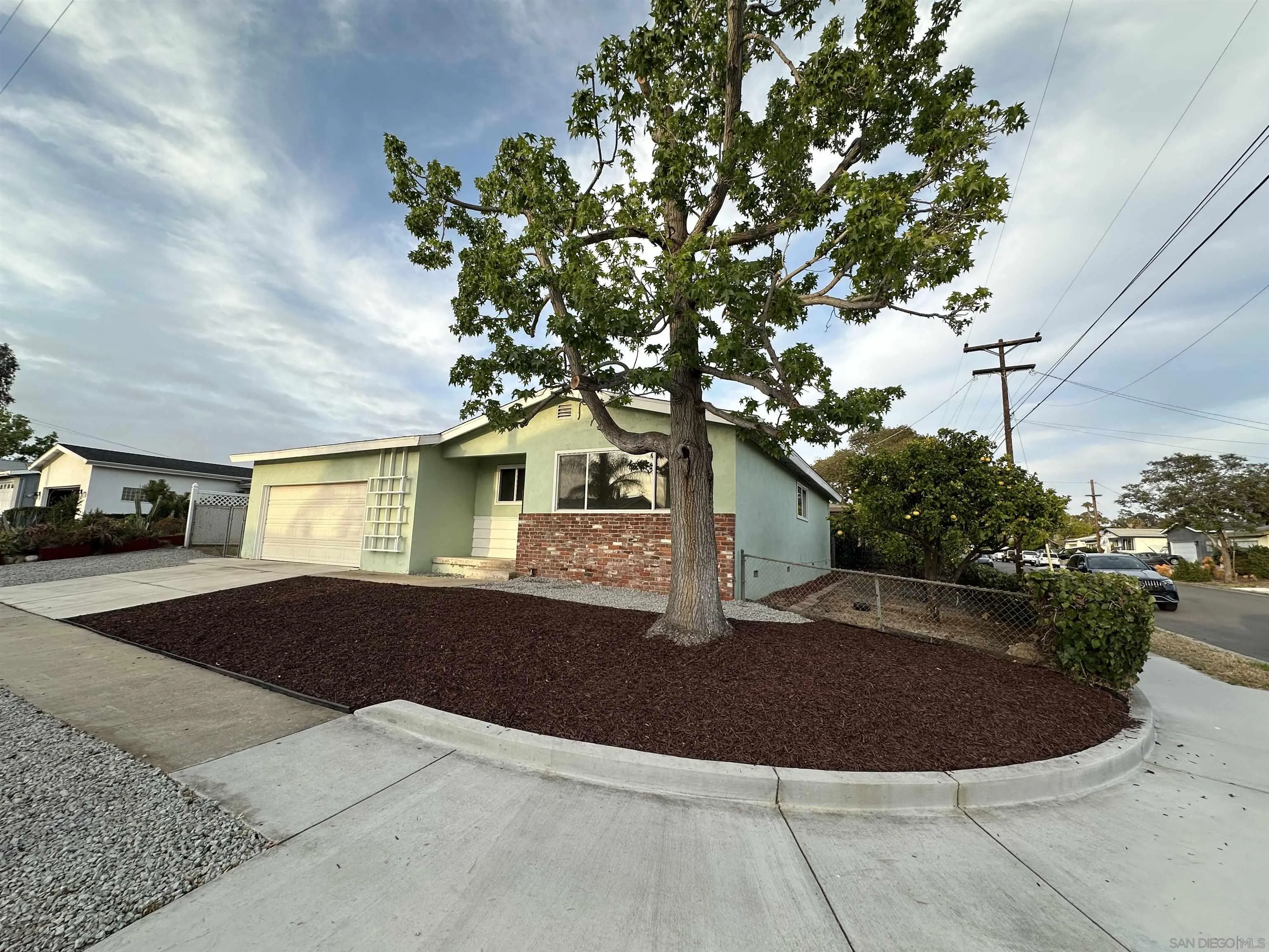 3801 Tiara Street