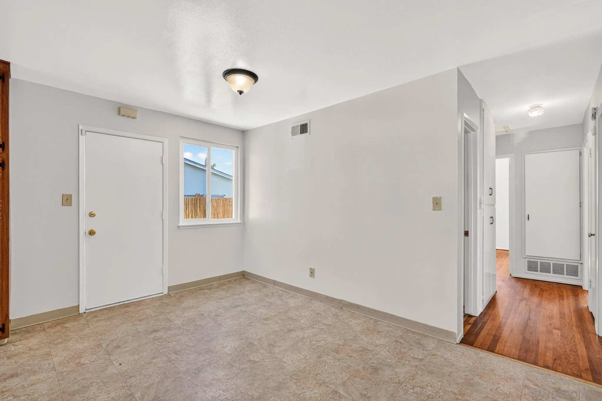 3801 Tiara Street