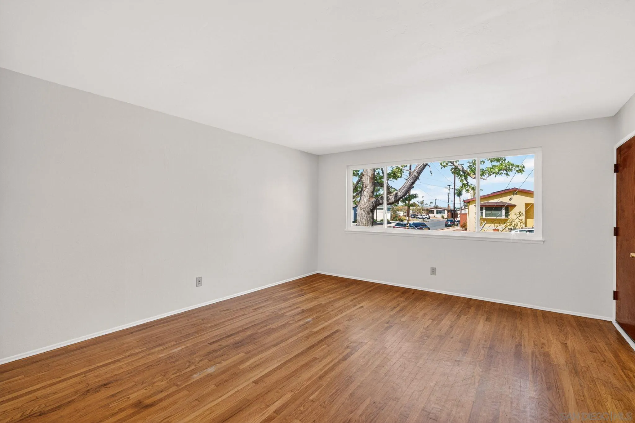 3801 Tiara Street