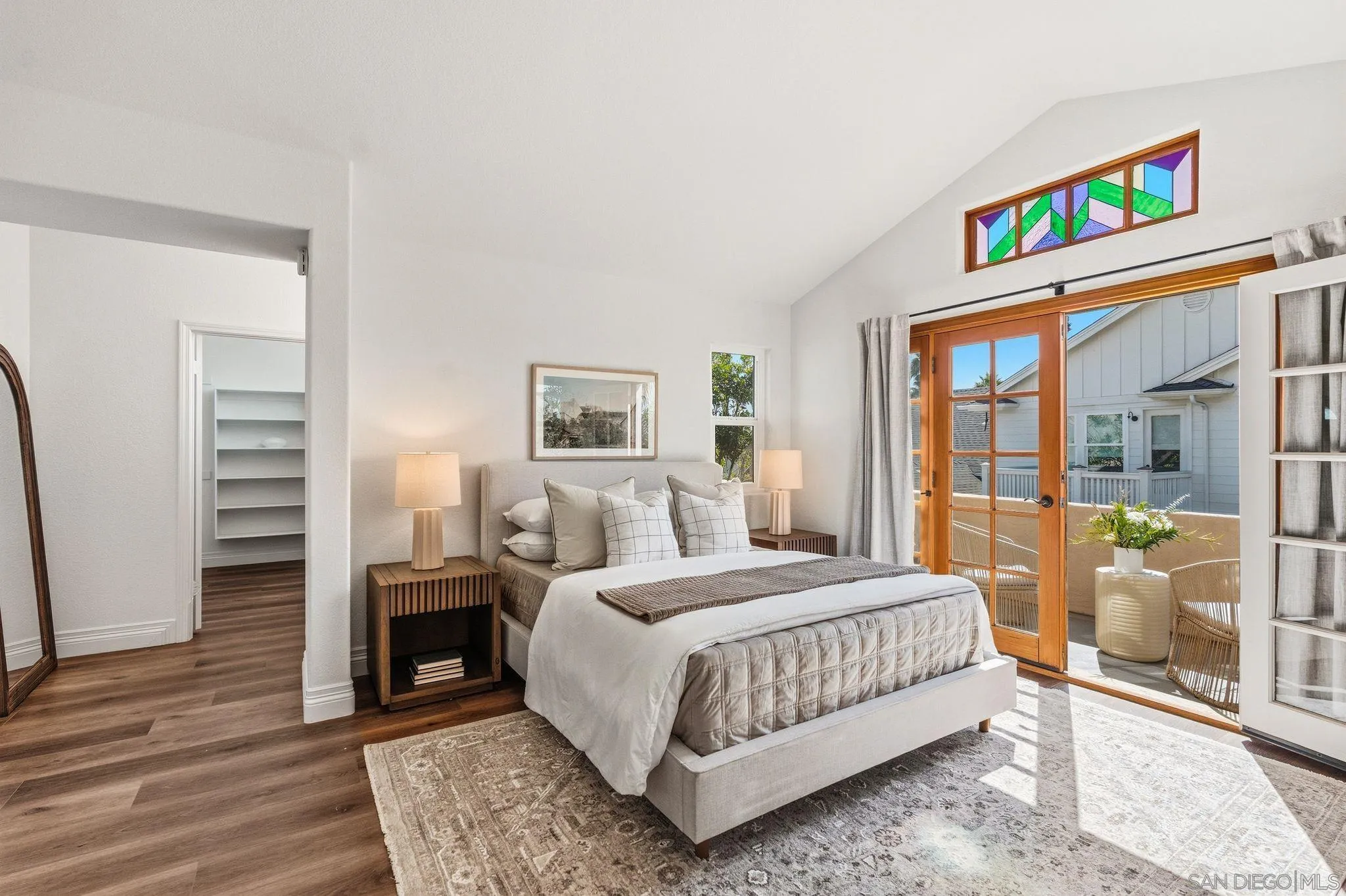 3152 Levante St