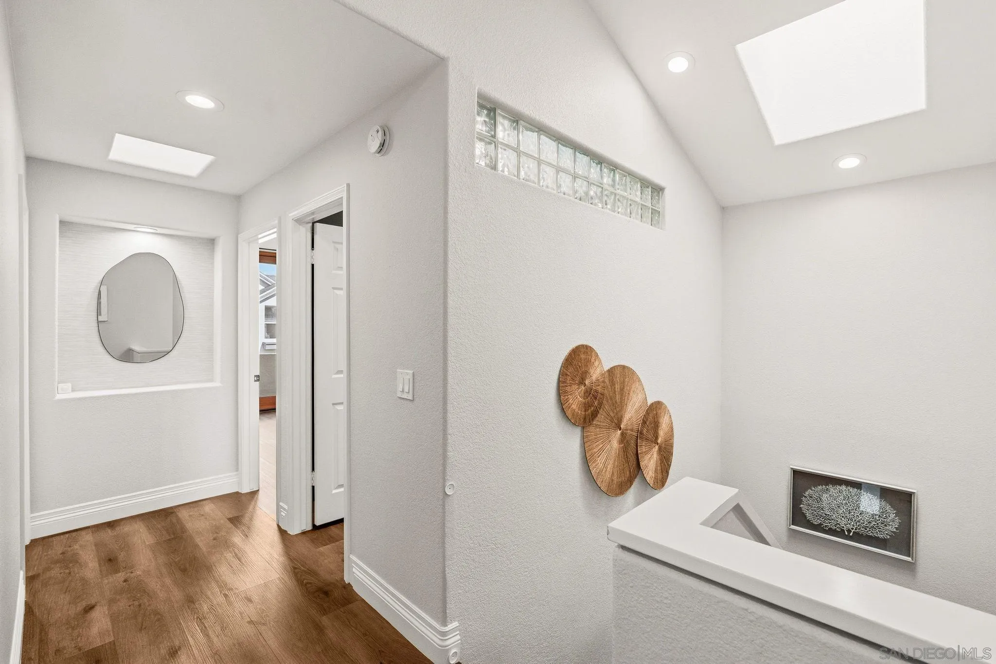 3152 Levante St