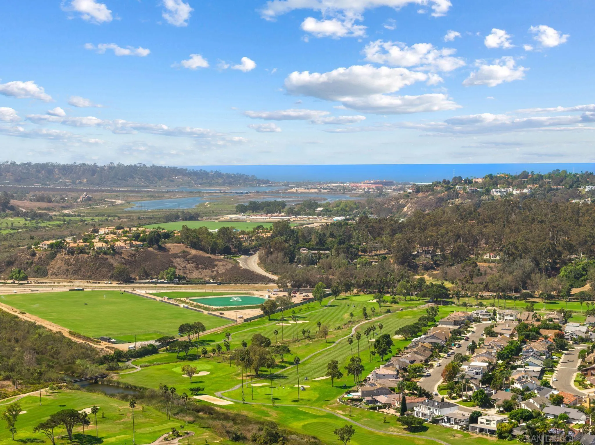 3805 Avenida Feliz