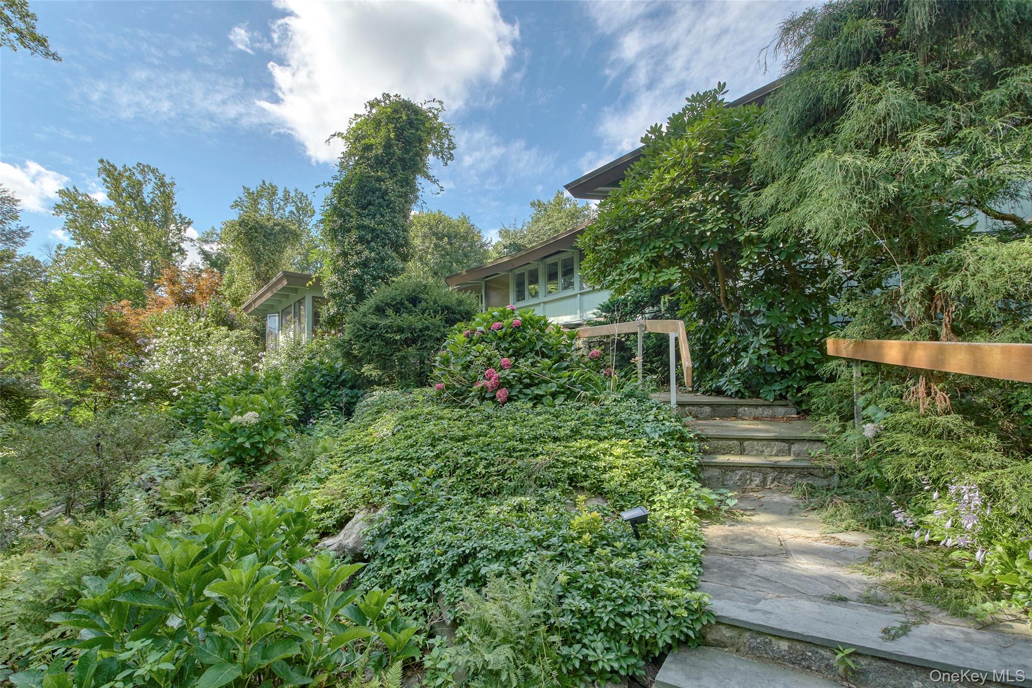 35 Saxon Woods Road