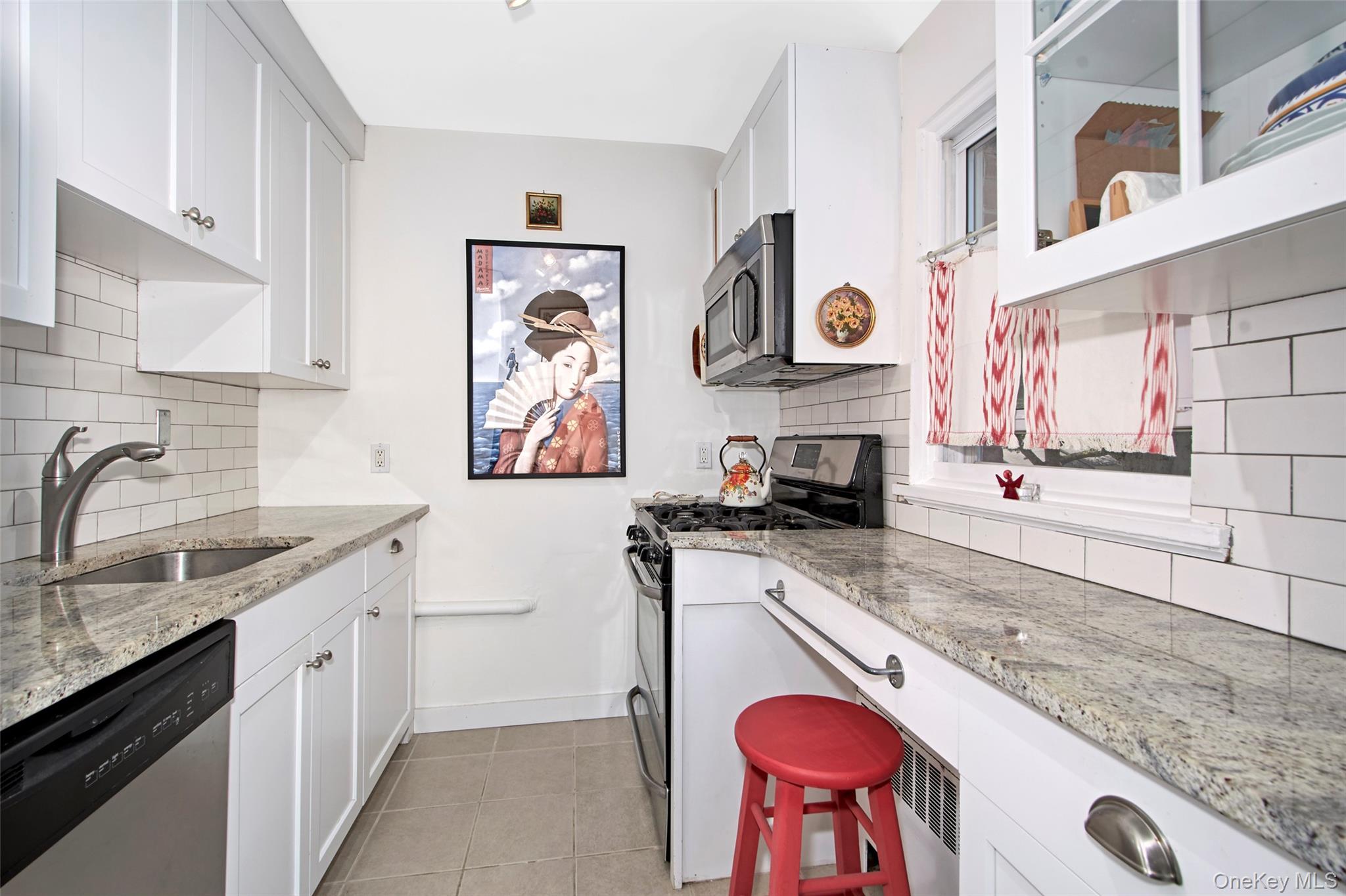 2 Peck Avenue Unit: 25B