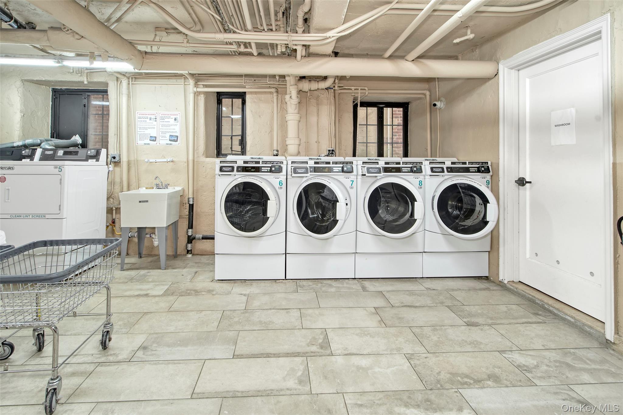 45 W Pondfield Road Unit: 1F