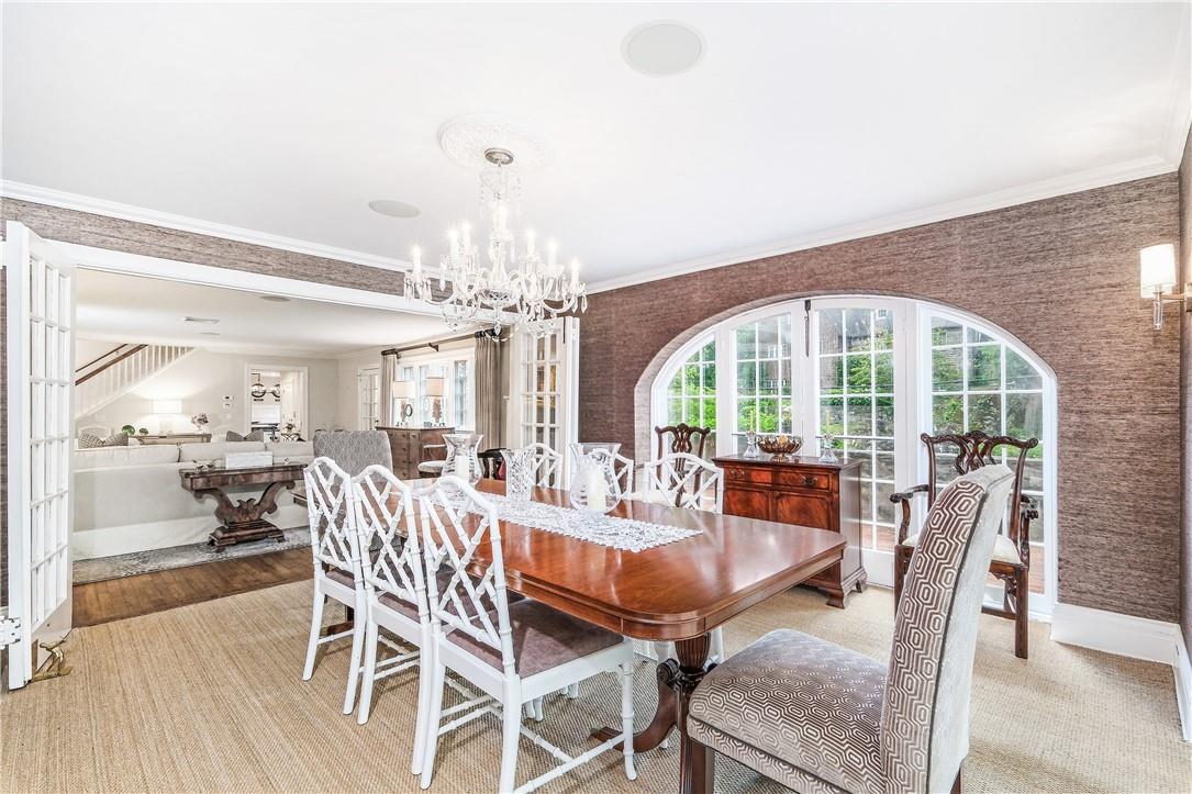 8 Ridgewood Drive