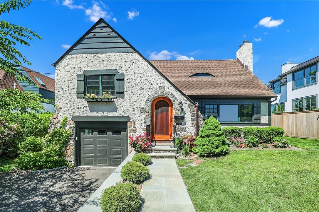 3 Ormond Place