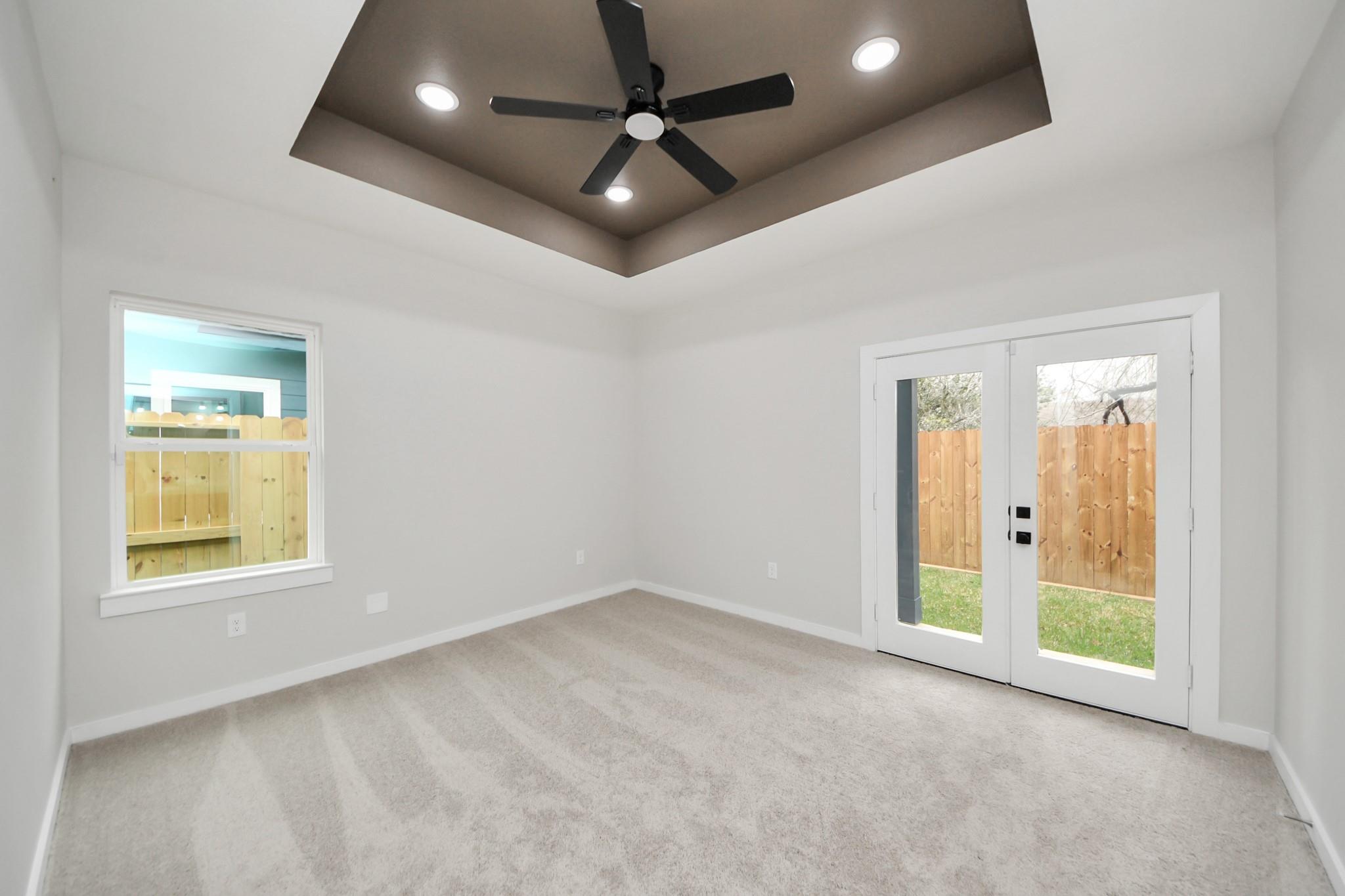 5205 Kenilwood Drive