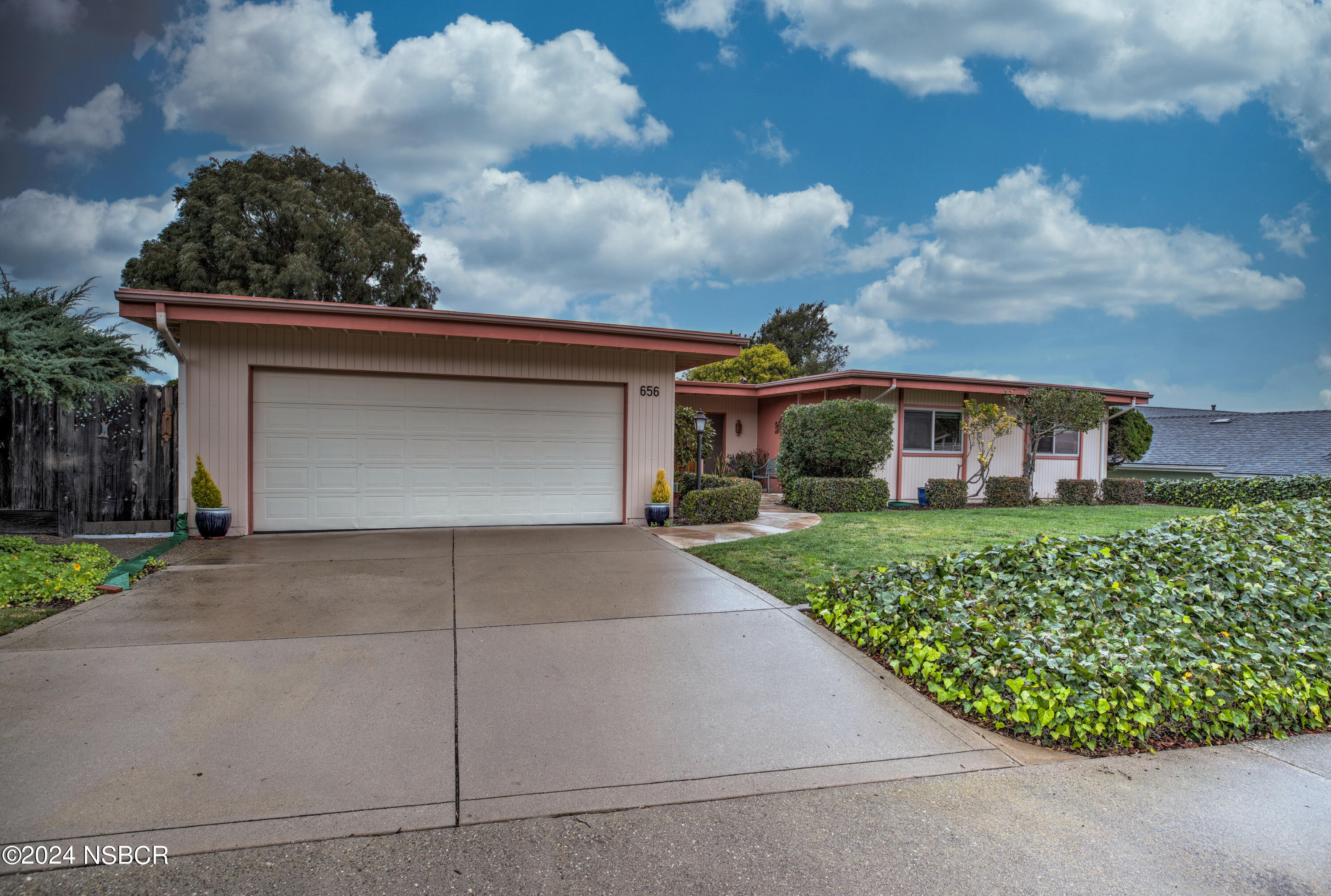 656 University Drive