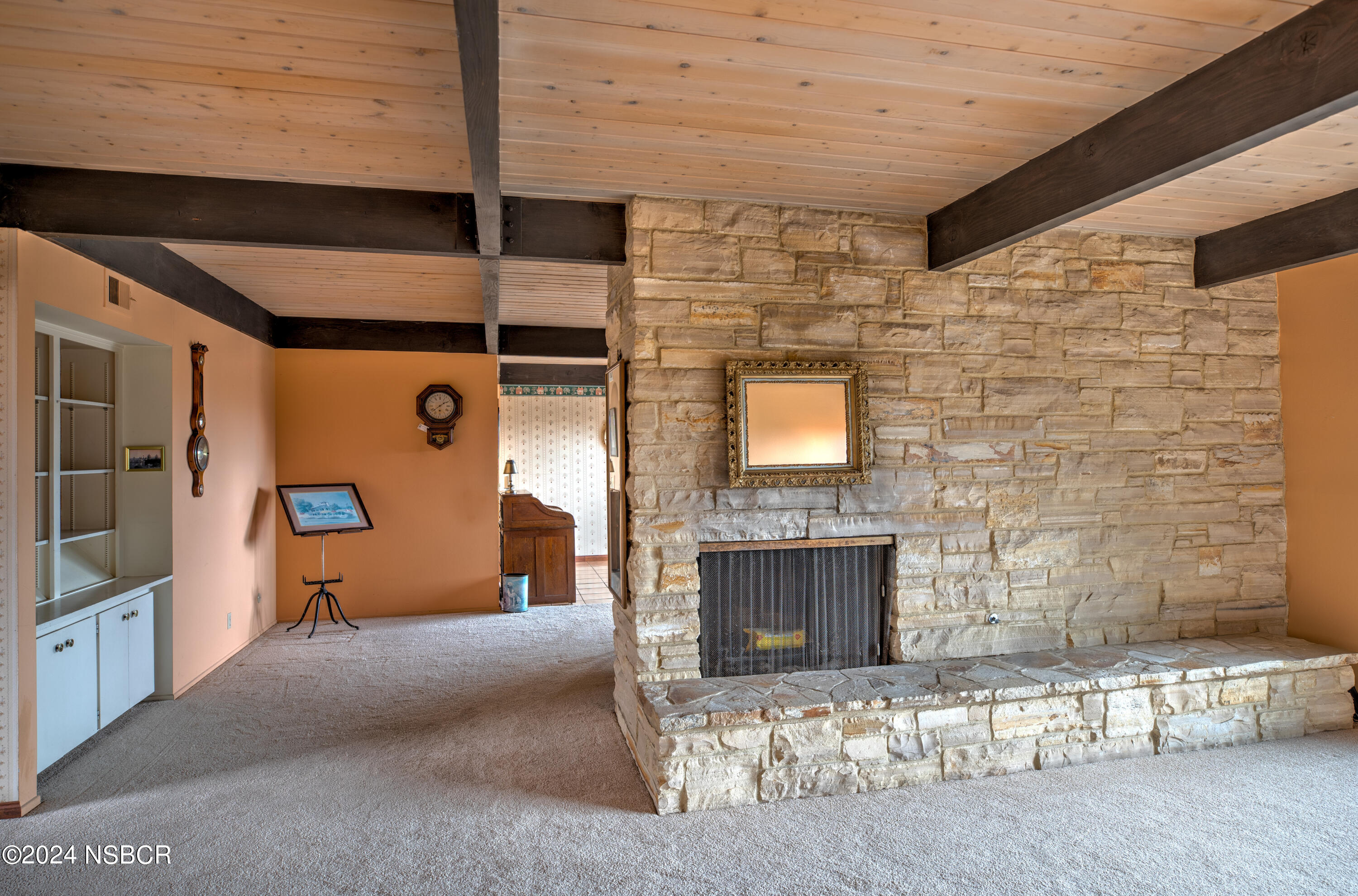 656 University Drive