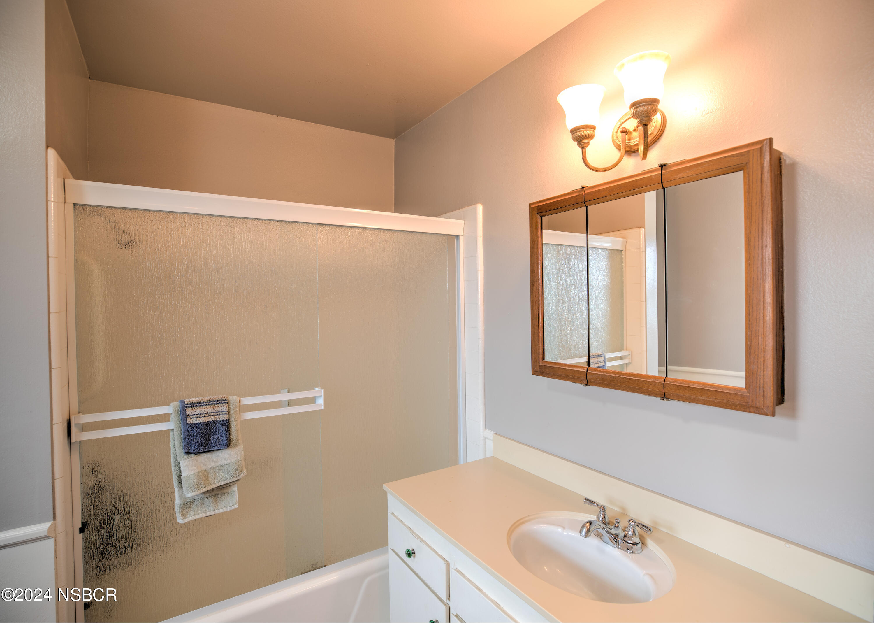 656 University Drive