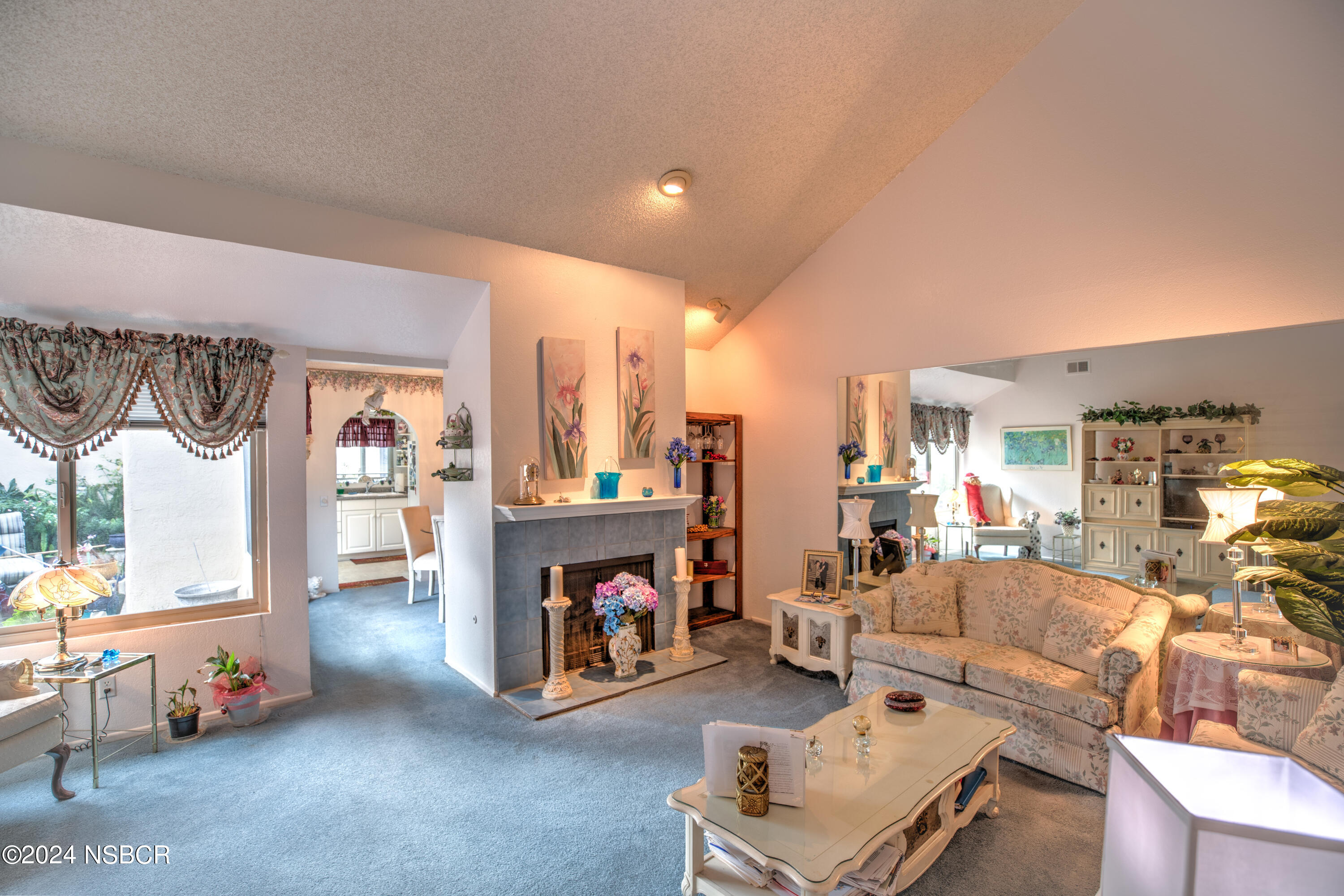 1014 E Walnut Avenue