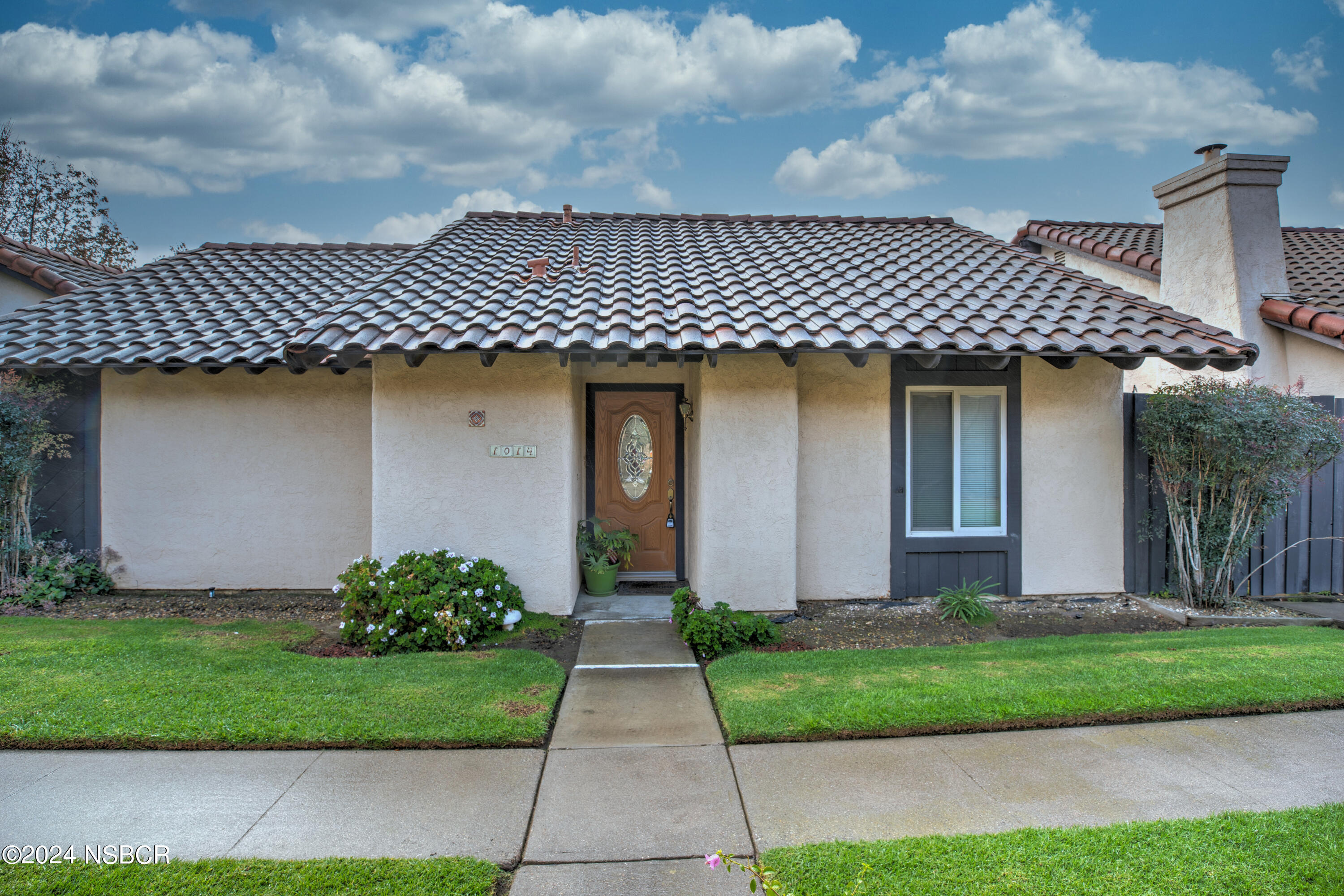 1014 E Walnut Avenue