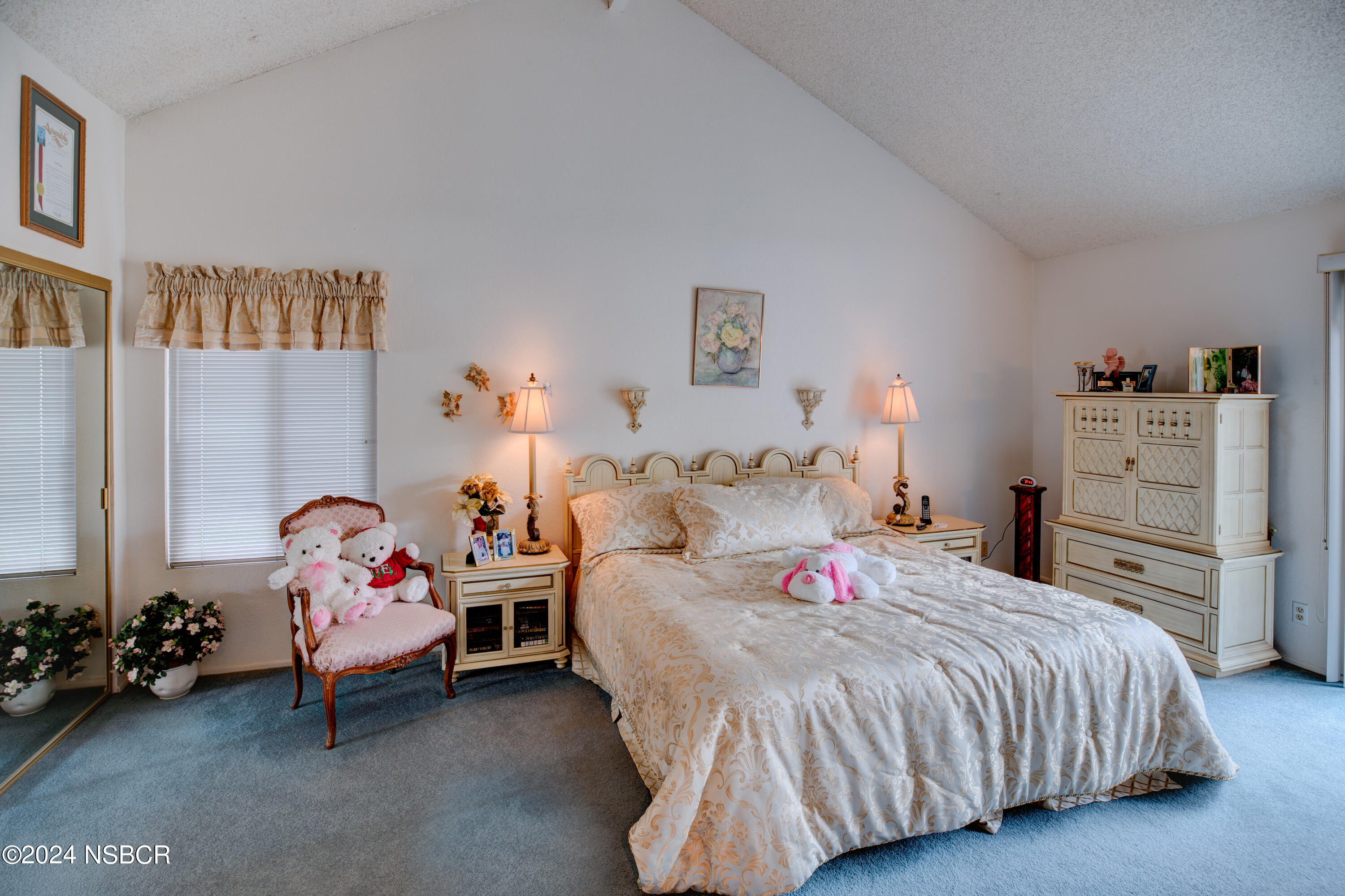 1014 E Walnut Avenue