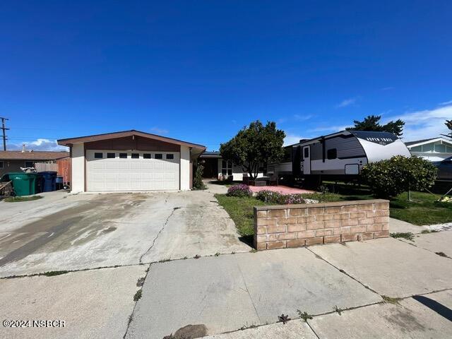 1755 Calle Lindero