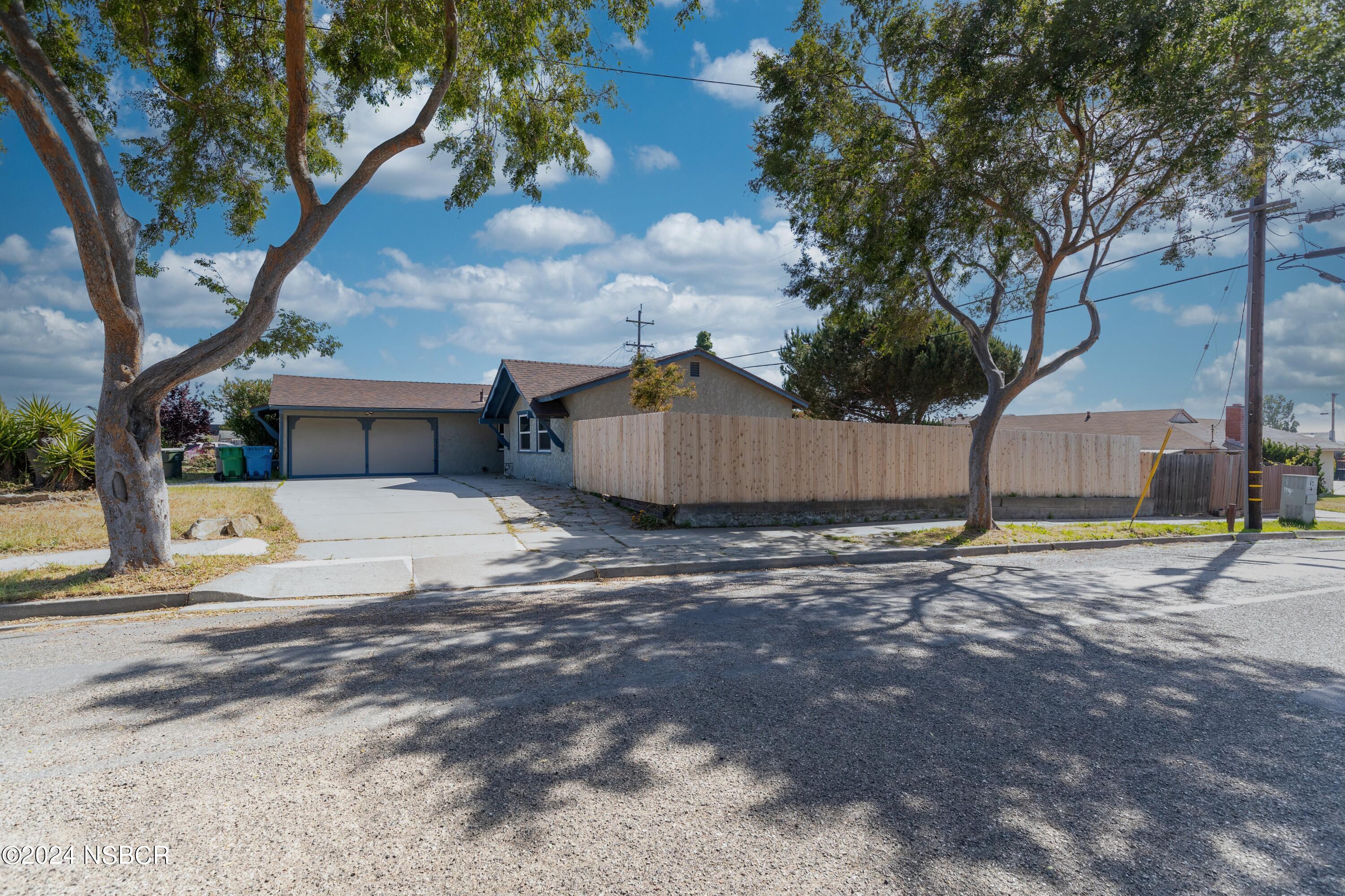 3484 Constellation Rd