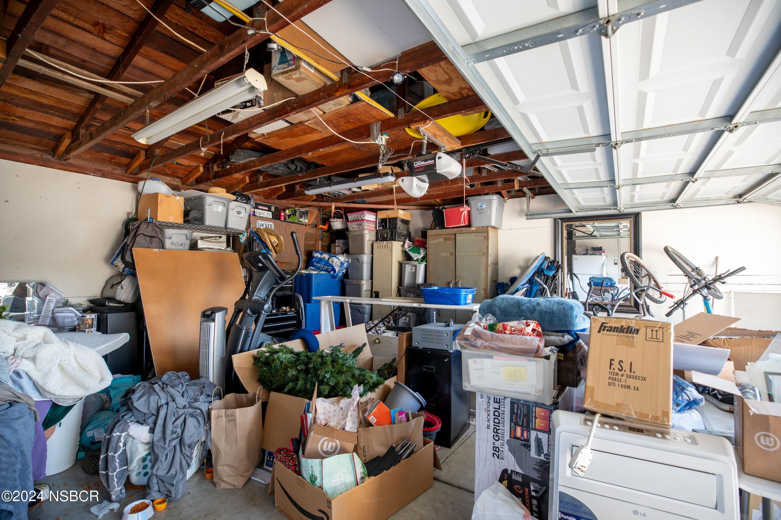 1332 W Loquat Avenue