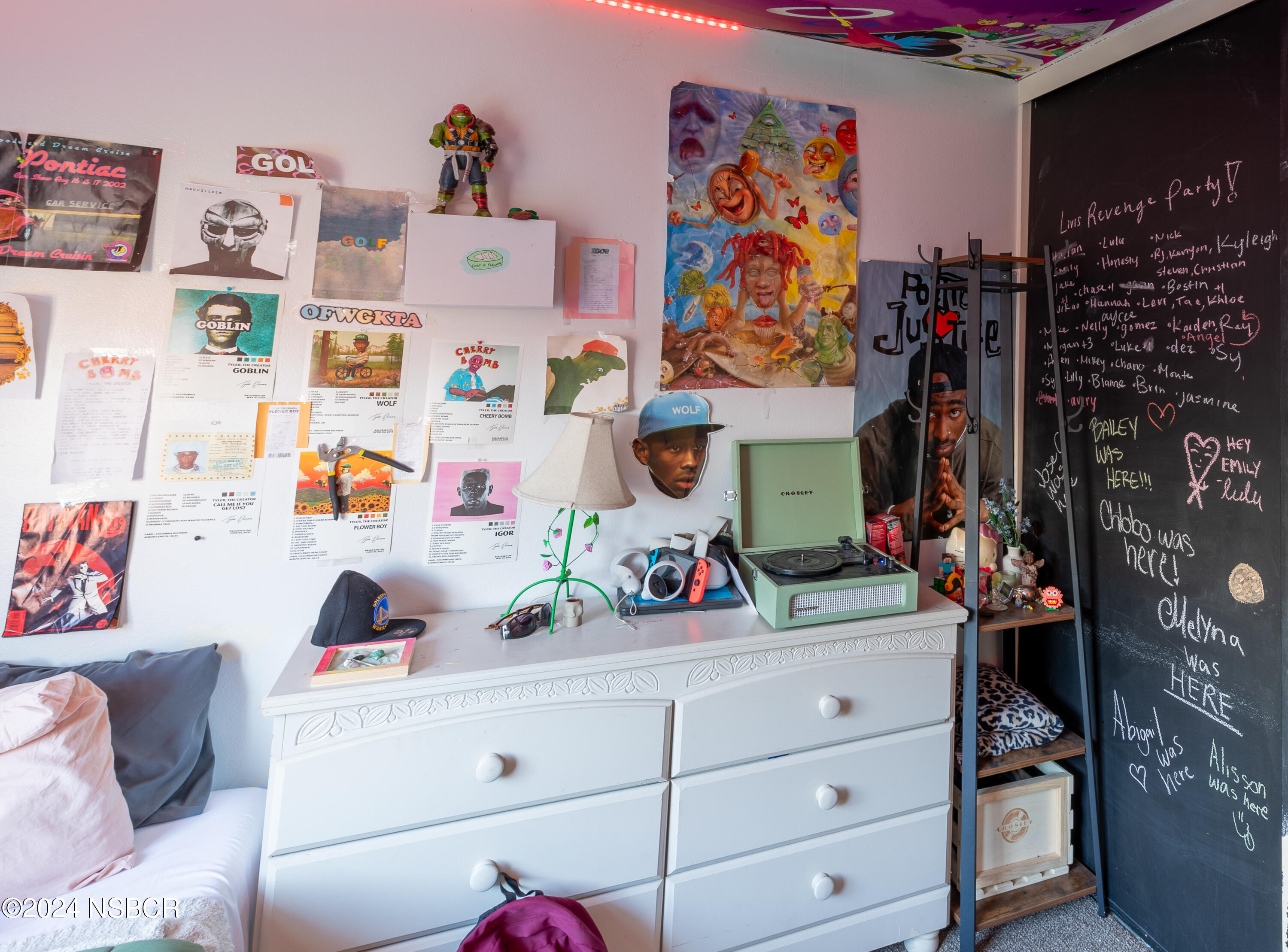 1312 W Willow Avenue