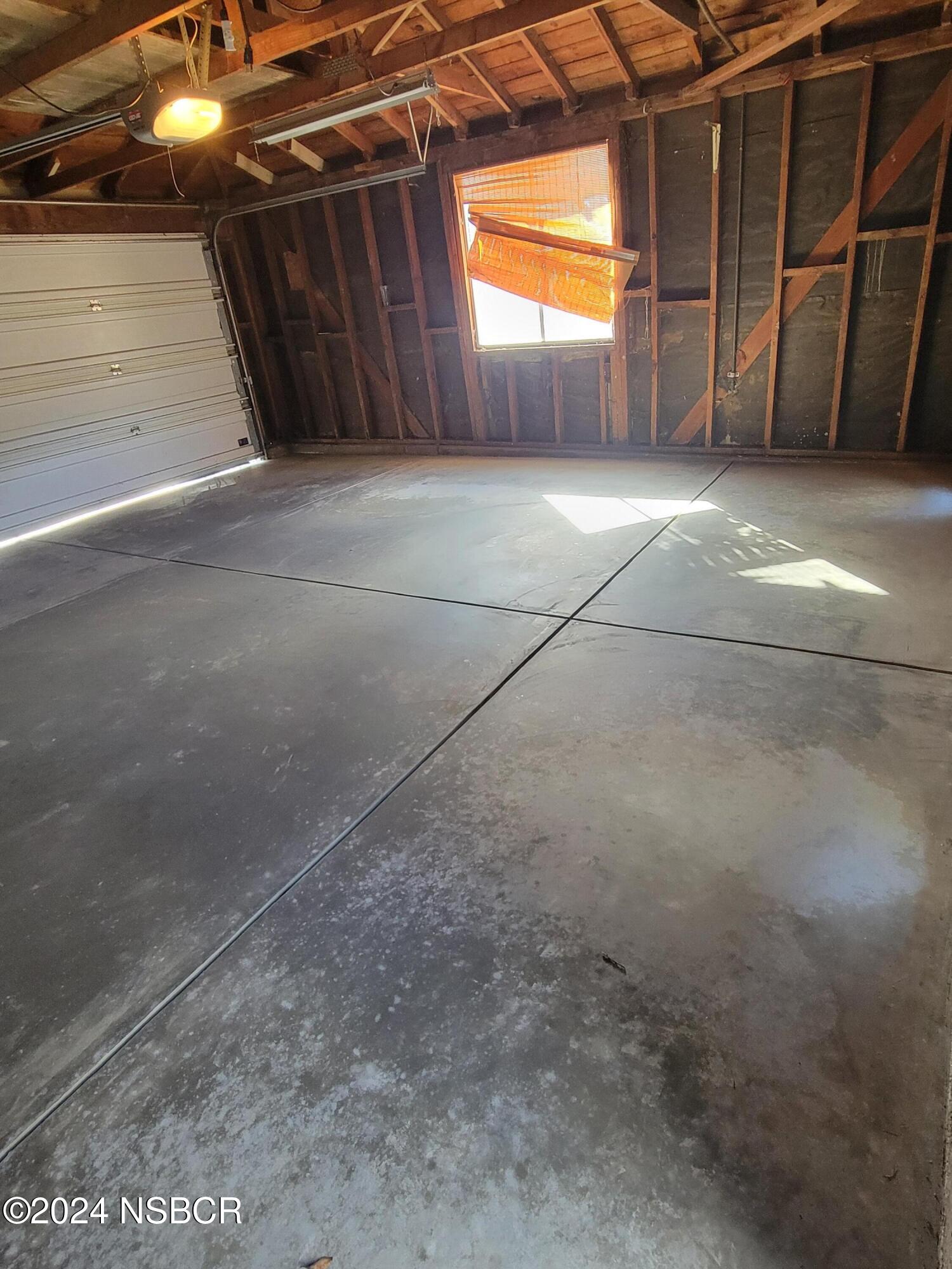 1325 W Loquat Avenue