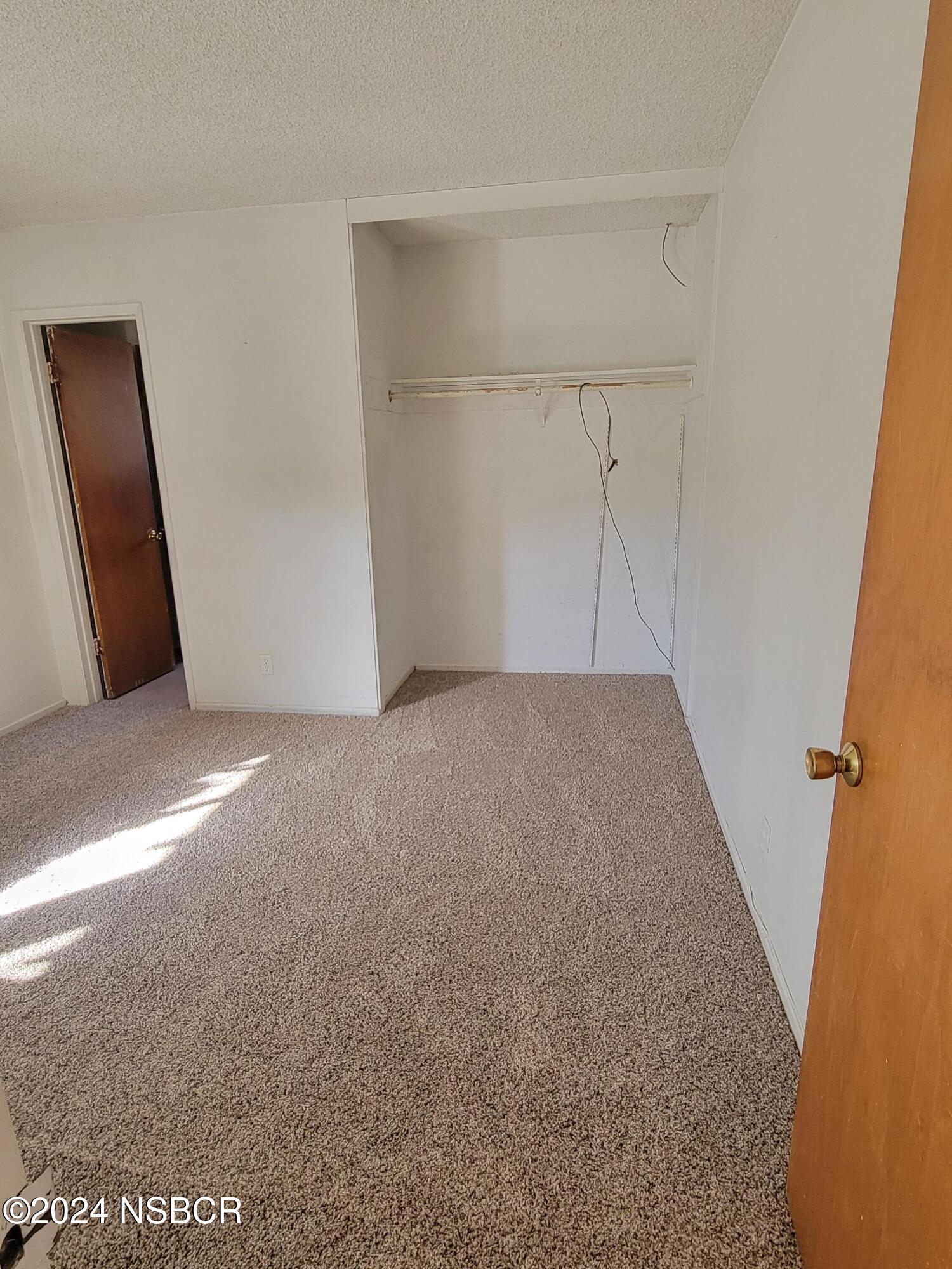 1325 W Loquat Avenue