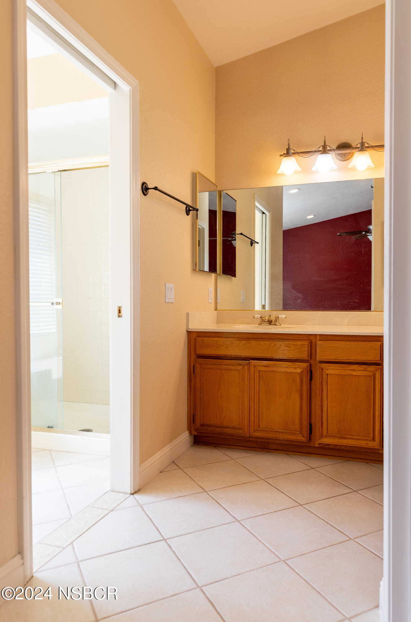 1525 Gardenia Street