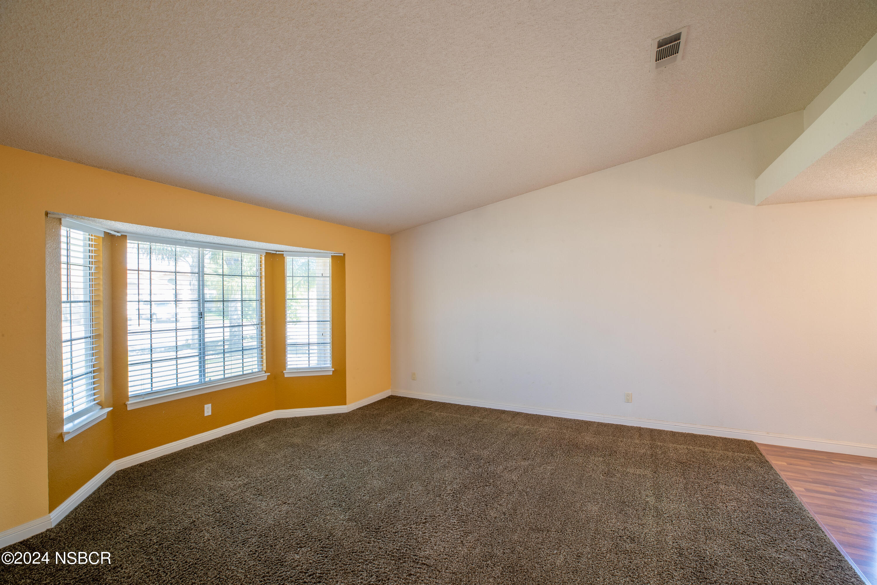 1525 Gardenia Street