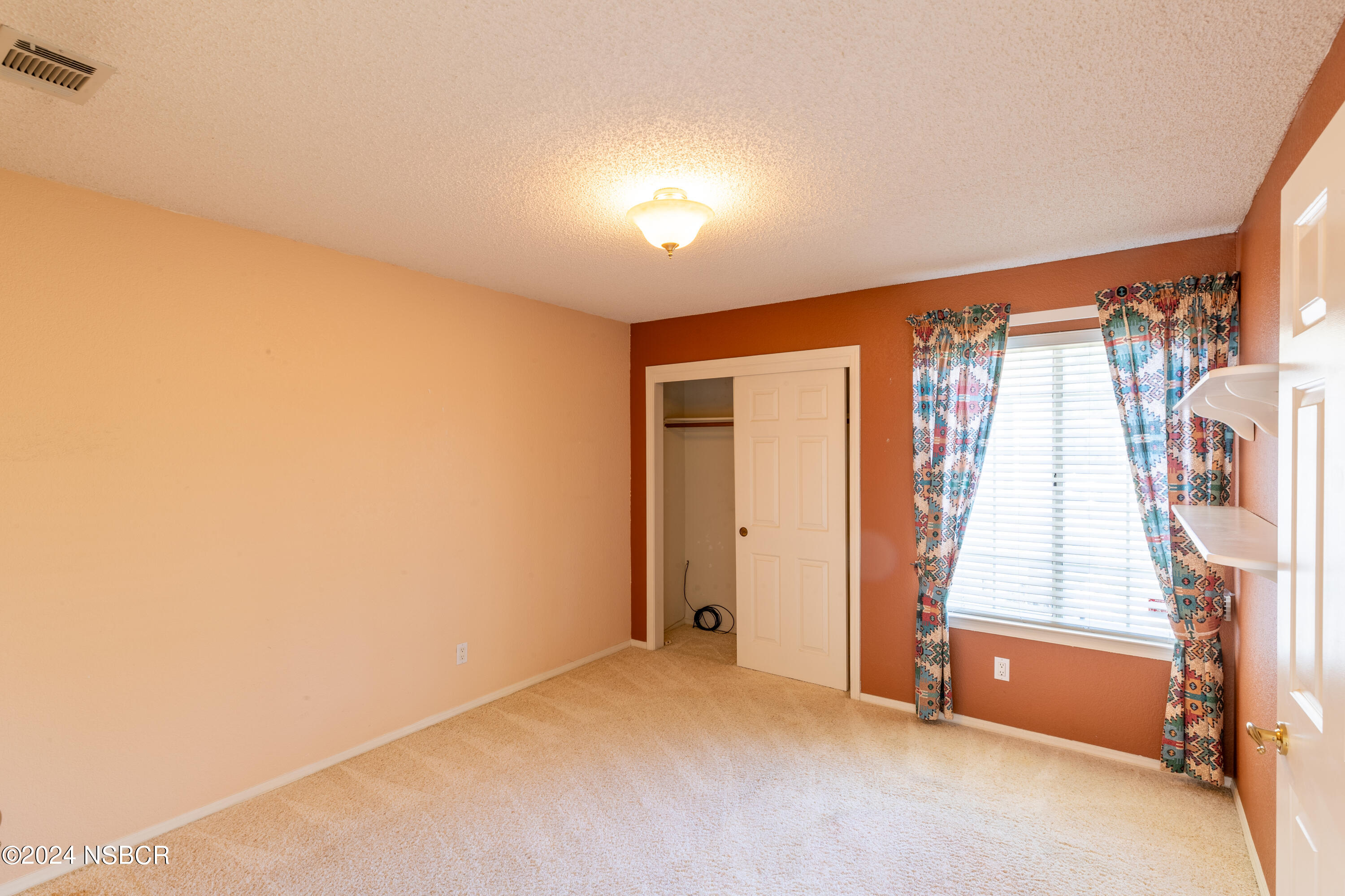 1525 Gardenia Street