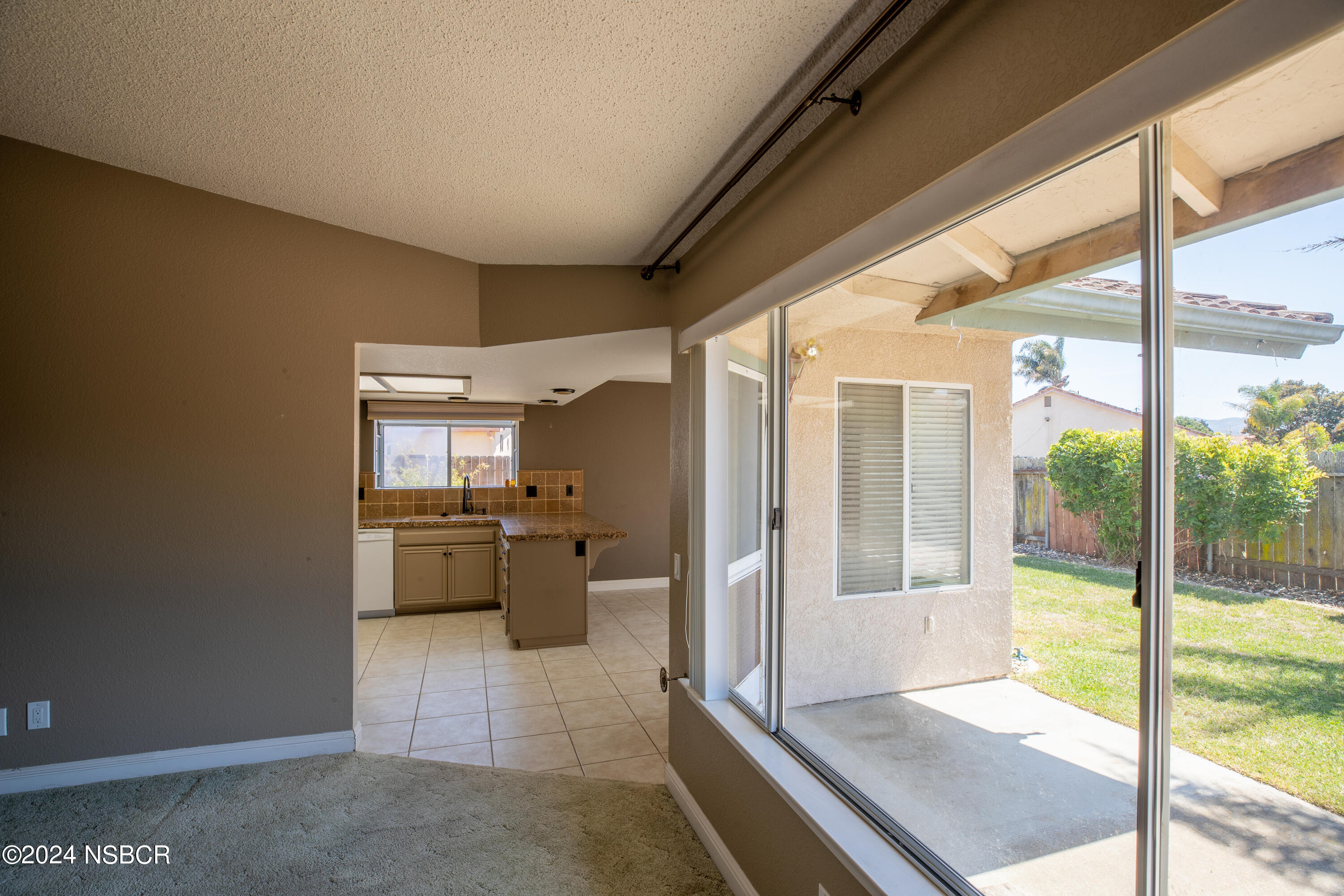 1525 Gardenia Street