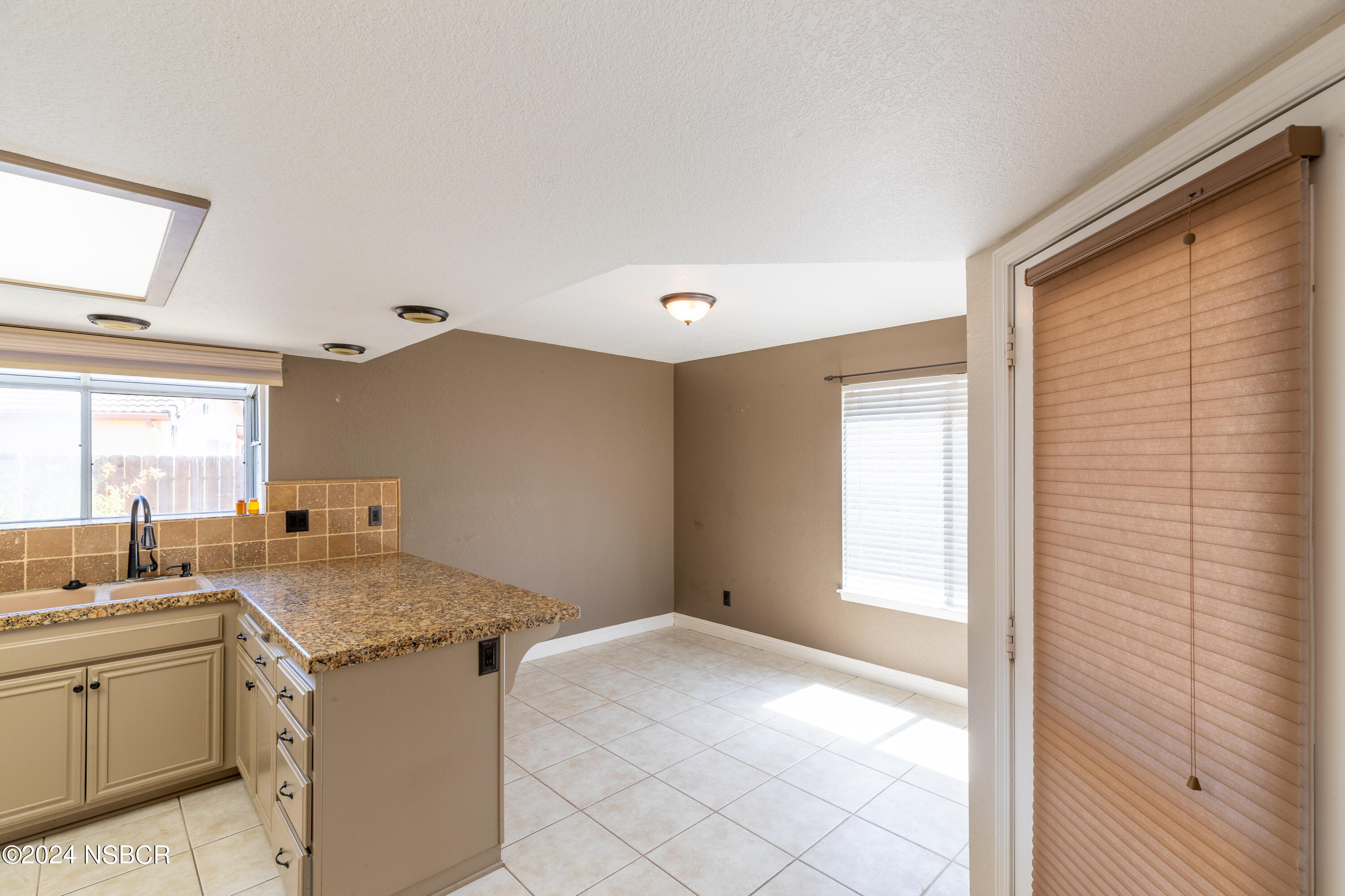 1525 Gardenia Street