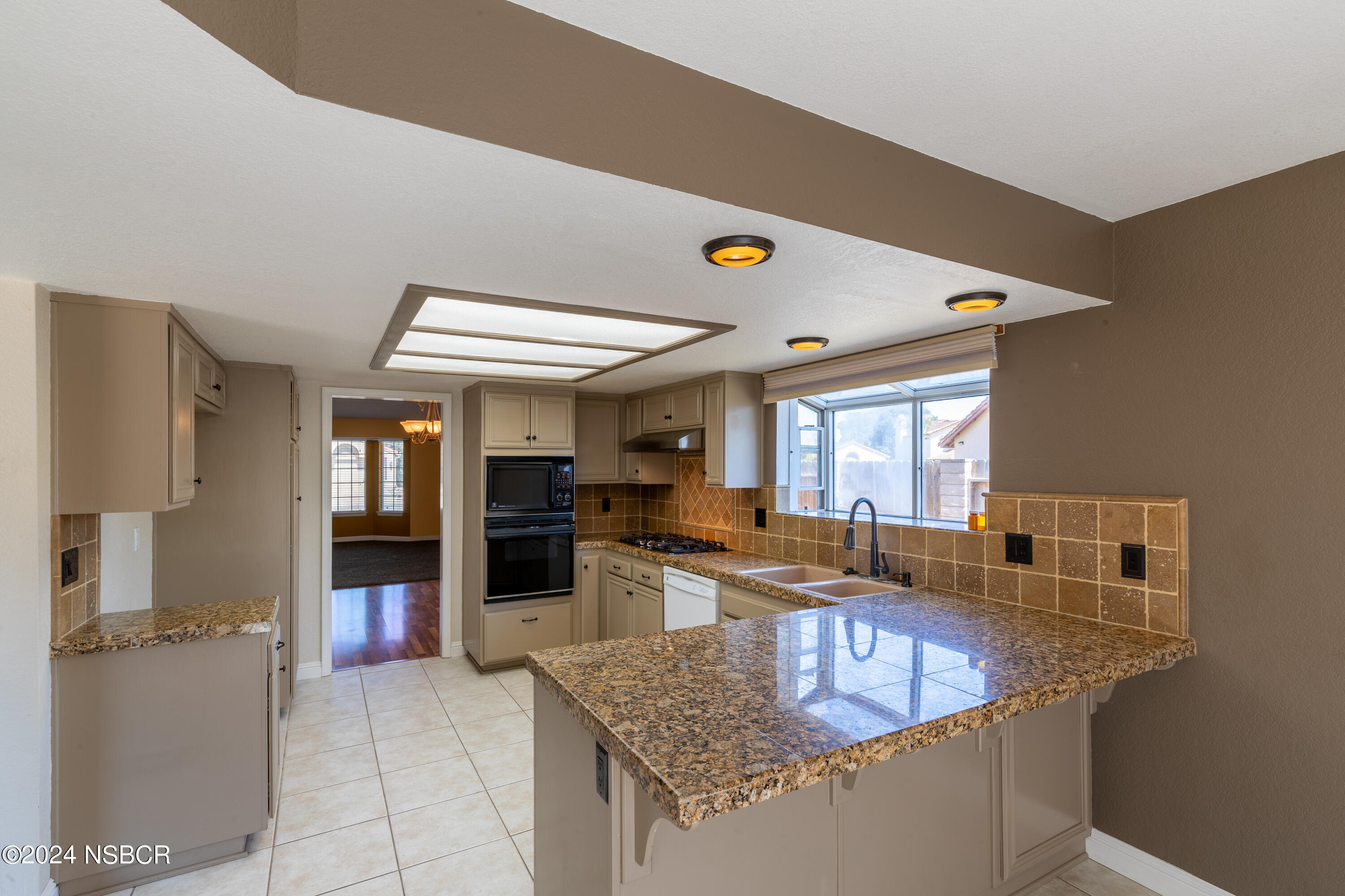 1525 Gardenia Street