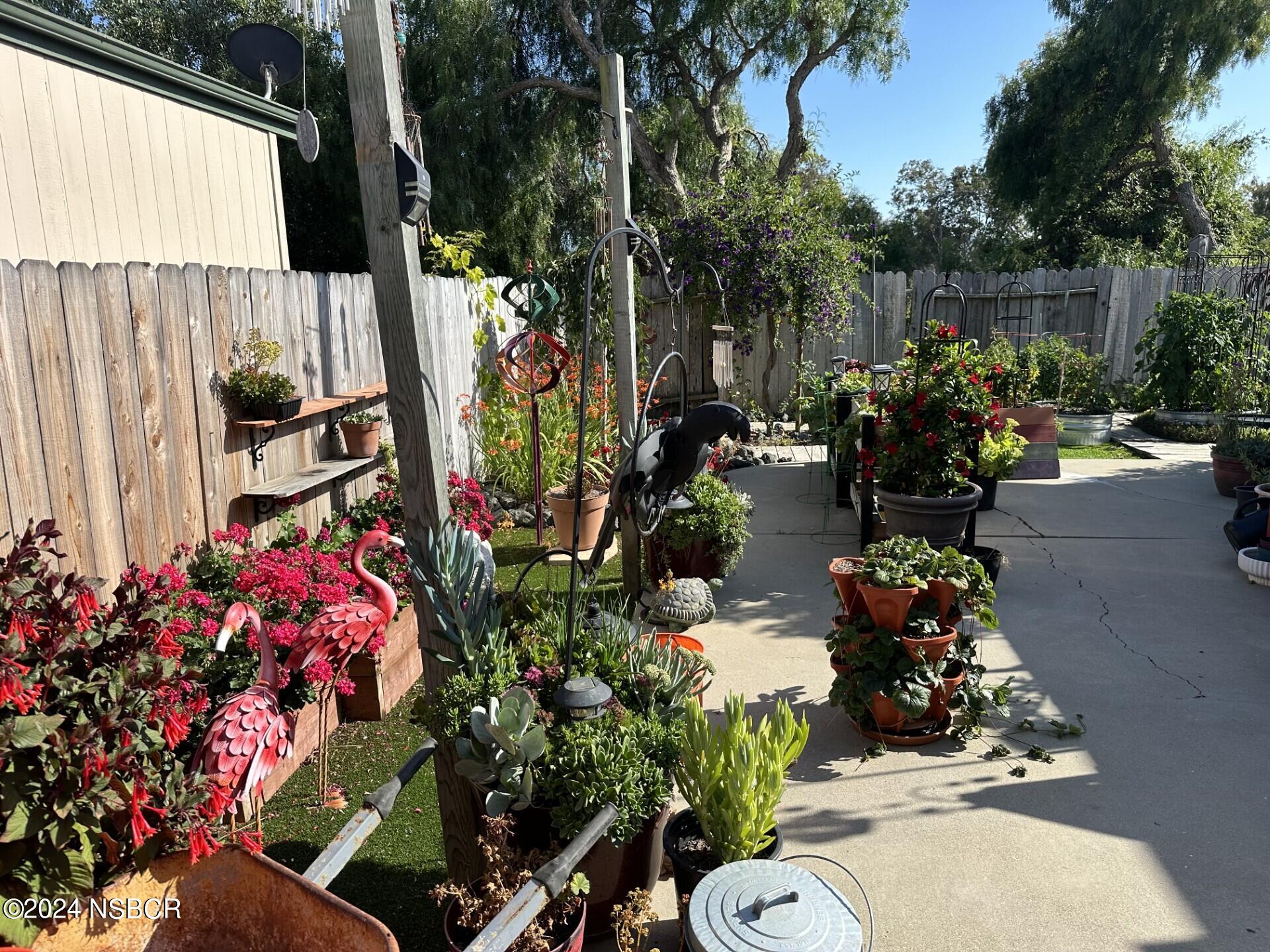 1317 N V Street N 158