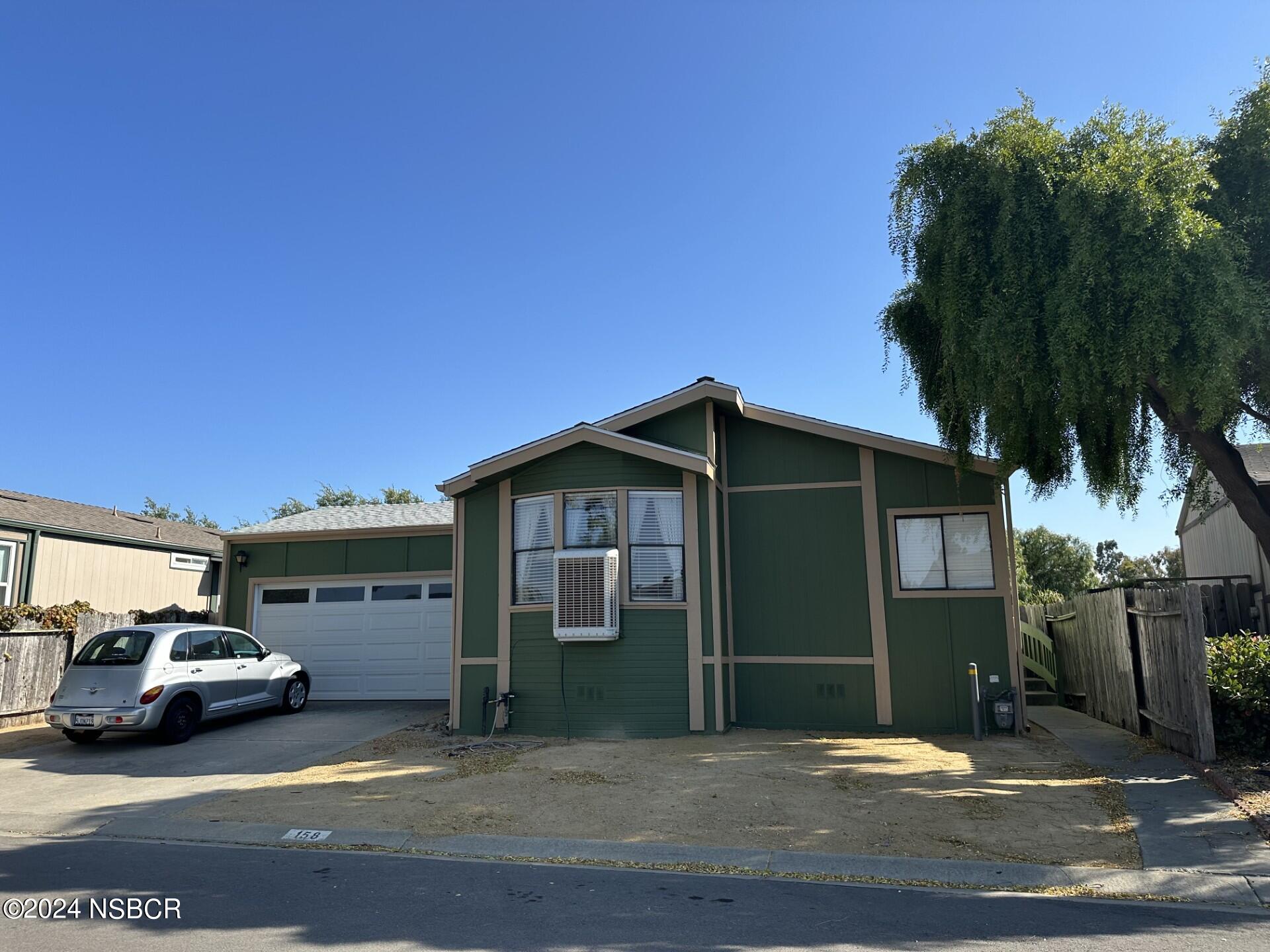 1317 N V Street N 158